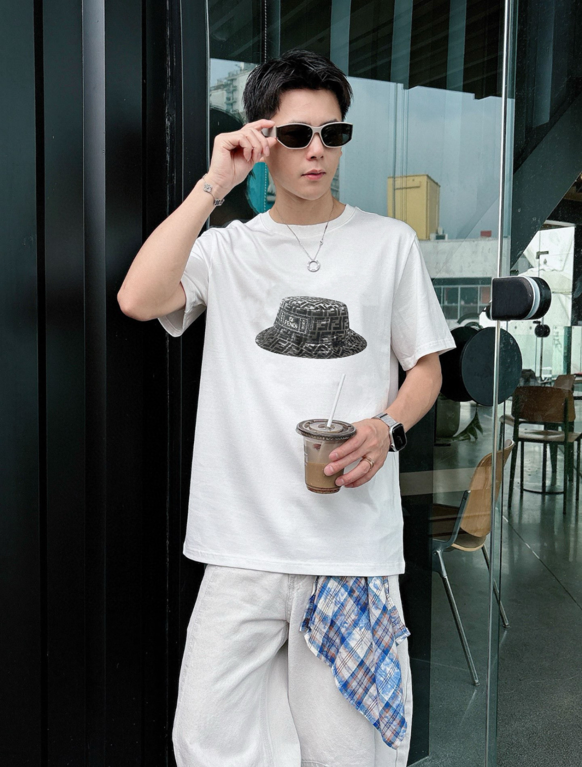 NO:448068,Gucci/Gucci Spring and summer new products, complete three standards, round neck mercerized cotton short-sleeved T-shirt, don’t need to introduce too much good products, look at the details, counter code M-XXXL 175/Suggestions, gucci, T-shirt,tees, t-shirt,alexander wang19860909Gucci/古奇 春夏新品 三标齐全 圆领丝光棉短袖T恤 好货不用过多介绍 看细节 专柜码数M-XXXL 175/建议L,,gucci,T-shirt,tees，t-shirt,alexander wang,Men's clothing