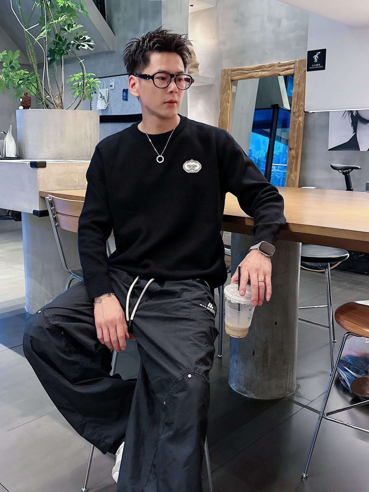 NO:510998,Prada/Prada 2025 autumn and winter new products are available, three standards are complete, round neck sweater, good products do not need to be introduced too much, look at the details, counter number M-XXXL 175/140 Suggestions,,prada,prada,sweaters,alexander wang19860909Prada/普拉达 2025年秋冬新品上新 三标齐全 圆领毛衣 好货不用过多介绍 看细节 专柜码数M-XXXL 175/140建议L,,prada,prada,sweaters,alexander wang,Men's clothing