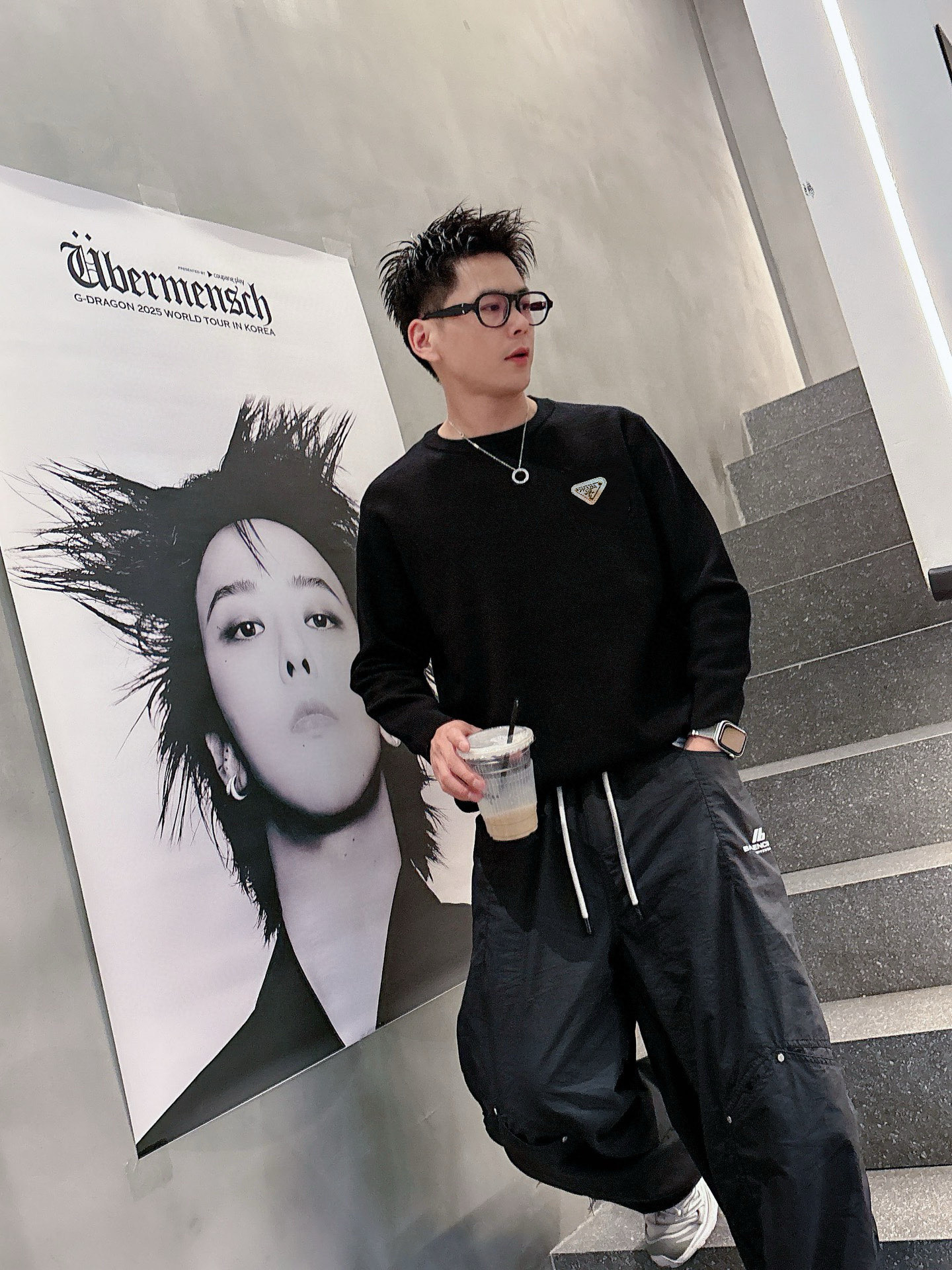 NO:511025,Prada/Prada 2025 autumn and winter new products are available, three standards are complete, round neck sweater, good products do not need to be introduced too much, look at the details, counter number M-XXXL 175/140 Suggestions,,prada,prada,sweaters,alexander wang19860909Prada/普拉达 2025年秋冬新品上新 三标齐全 圆领毛衣 好货不用过多介绍 看细节 专柜码数M-XXXL 175/140建议L,,prada,prada,sweaters,alexander wang,Men's clothing