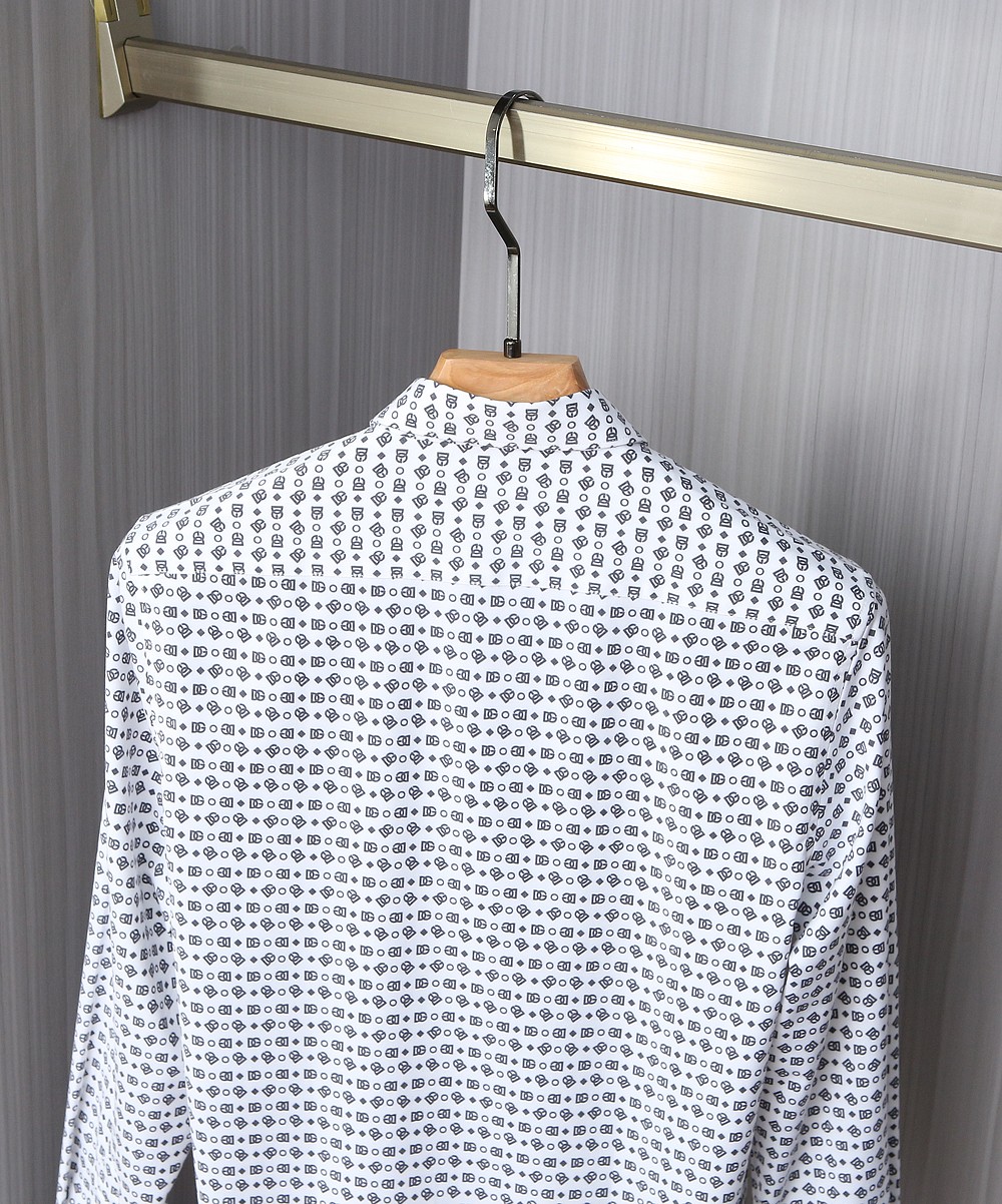 新品D&G男士经典数码系列时装款衬衫爆款来袭香港洋行渠道货明星级人气限量单品专柜同款销售！一个以独特的服