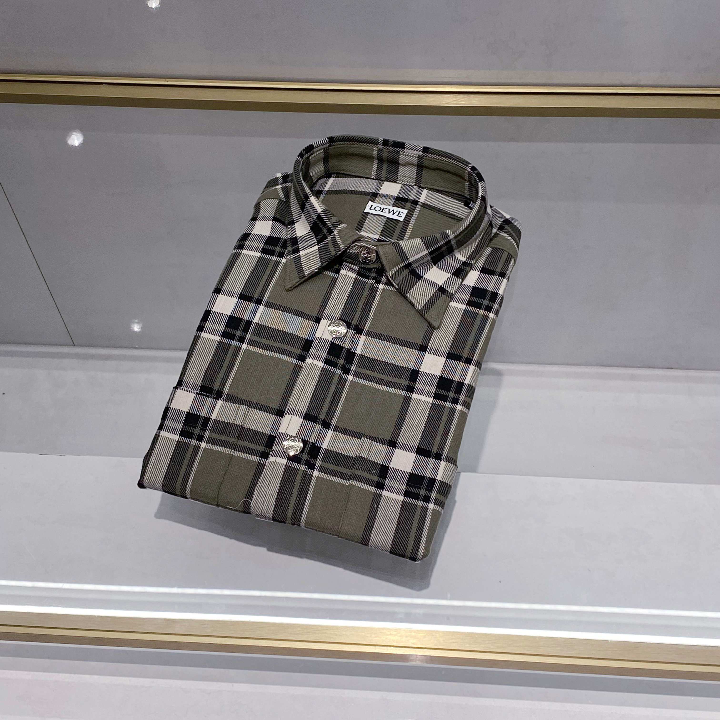 NO:550349,Pure cotton plaid fabric, a must-have plaid jacket and shirt for men, and a tiled effect display!  ,,jackets & coats,shirts,alexander wang19860909纯棉格子面料,一件男士必备的格子外套衬衫,平铺效果展示！,,jackets & coats,shirts,alexander wang,Men's clothing