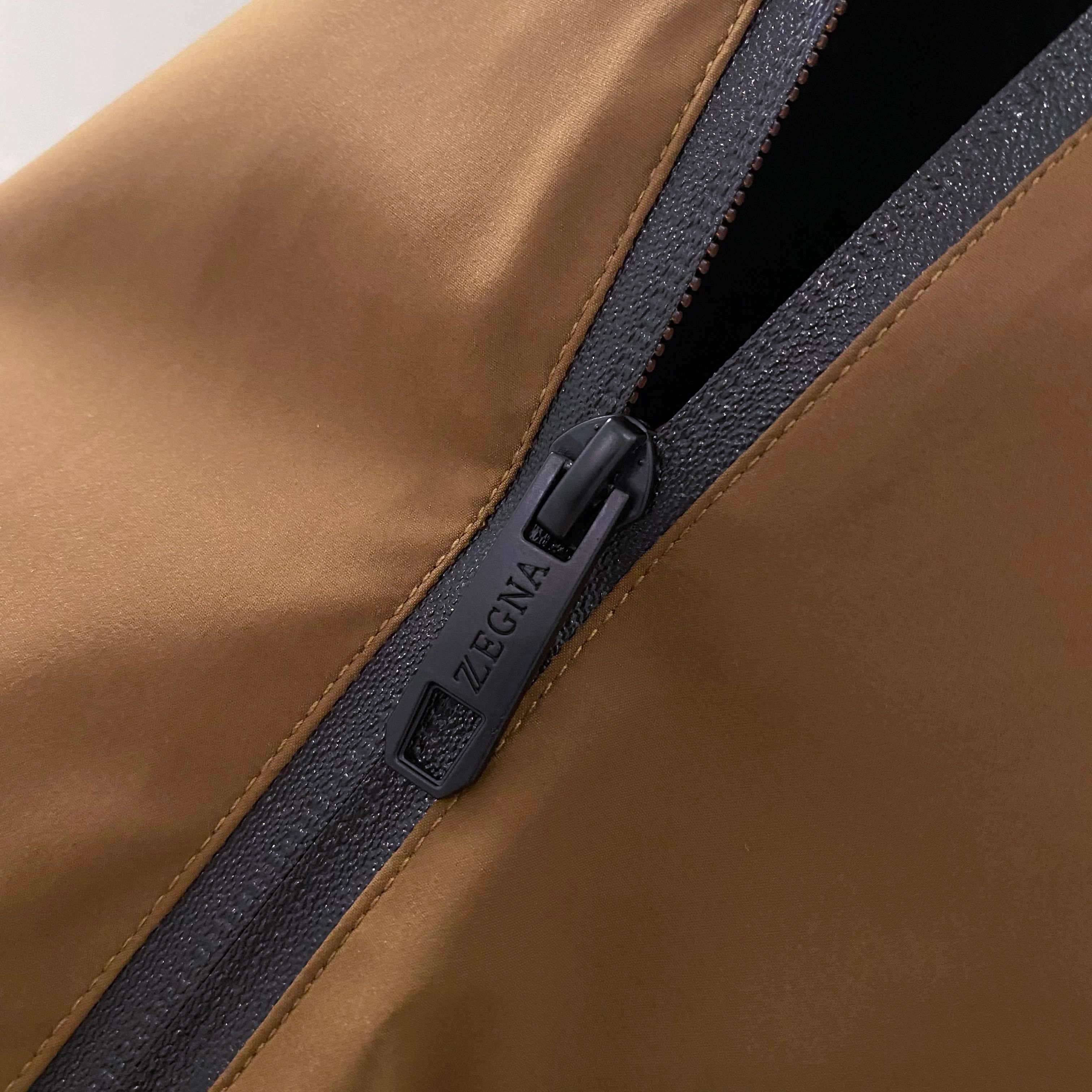 【典藏臻品】EZ家族最新男士多功能连帽夹棉夹克，（可拆卸帽子）香港公司渠道，寒御神器，各大网红博主必选单