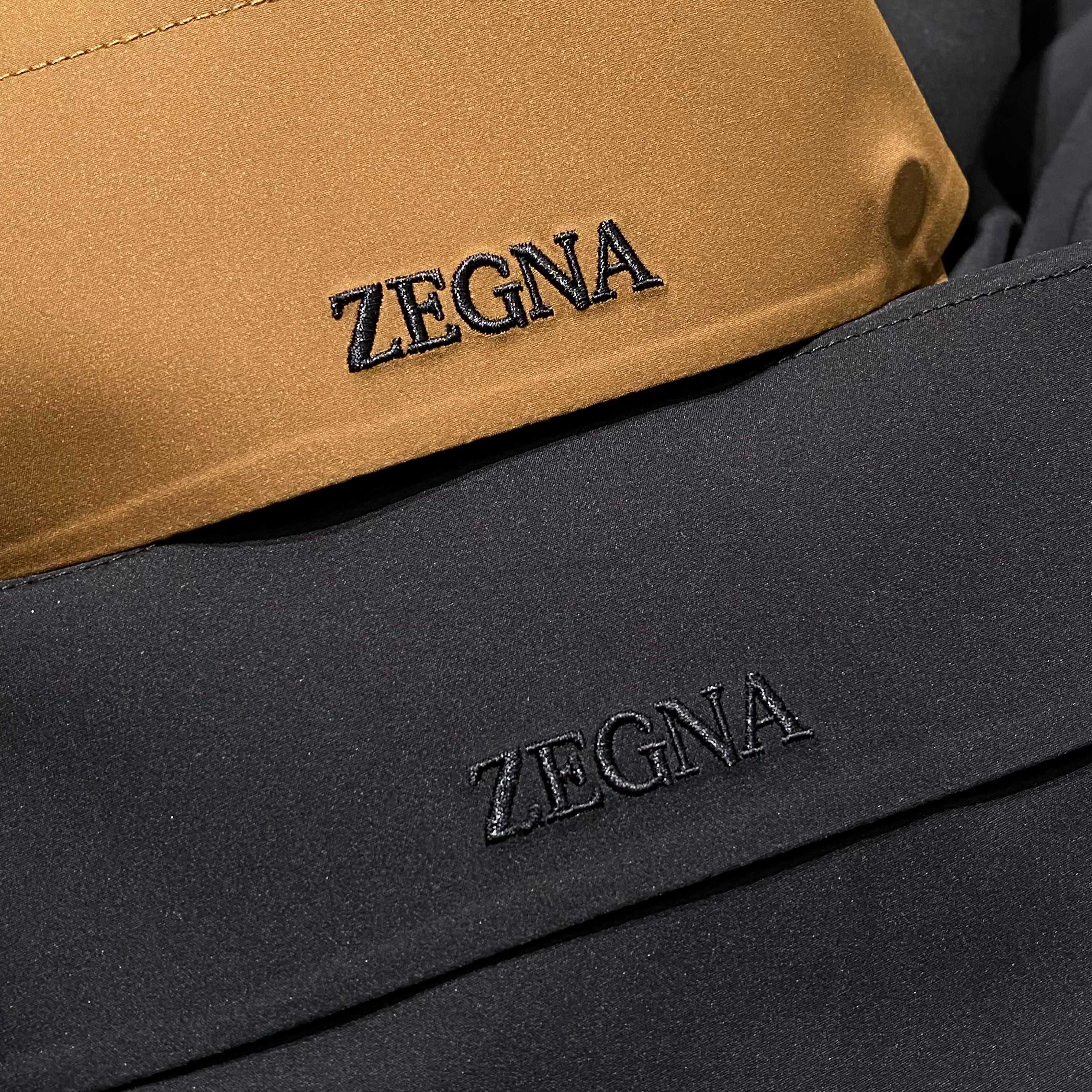 【御寒亦需型格｜EZ家多功能夹棉夹克细节鉴赏】从刺绣字体的倾斜角度到魔术贴的阻尼质感，这件夹克将杰尼亚对