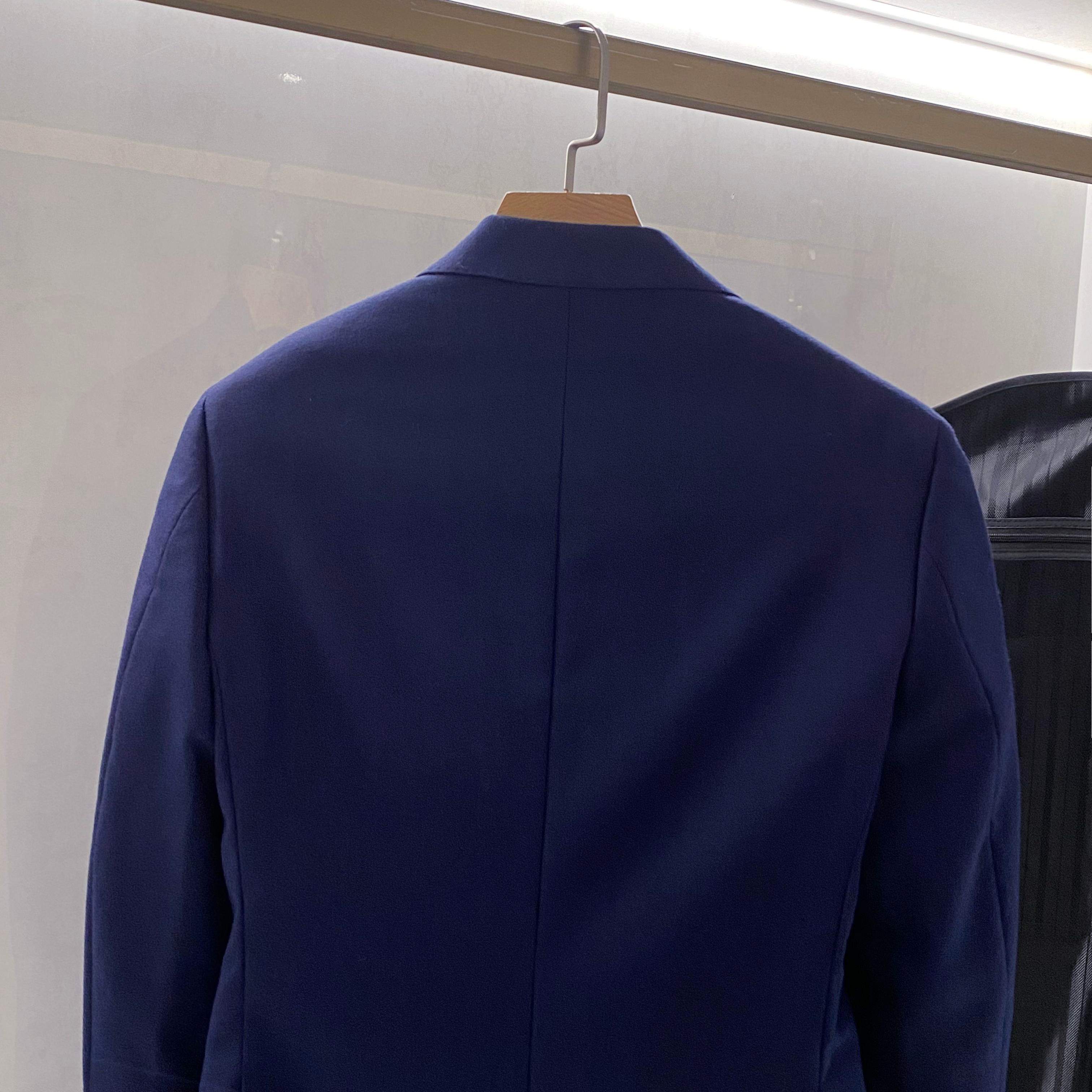 חליפת צמר לגבר של Zegna - עיצוב מודרני ונוחות בלתי מתפשרת 12 a1760452373411 2278