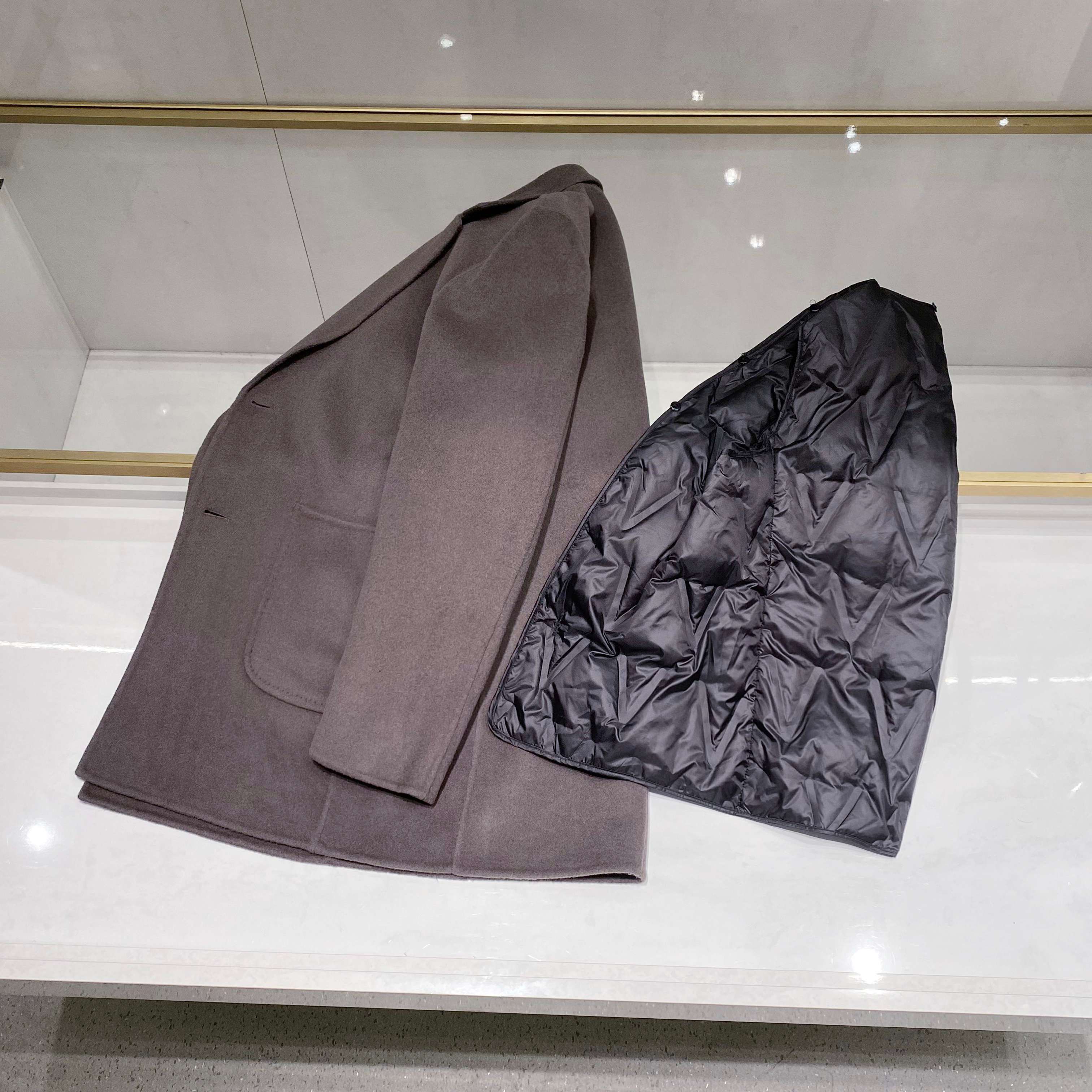 【lp🆕 诺悠翩雅 羊毛羽绒大衣｜意式匠心诠释秋冬双重守护】，内胆羽绒可拆卸！