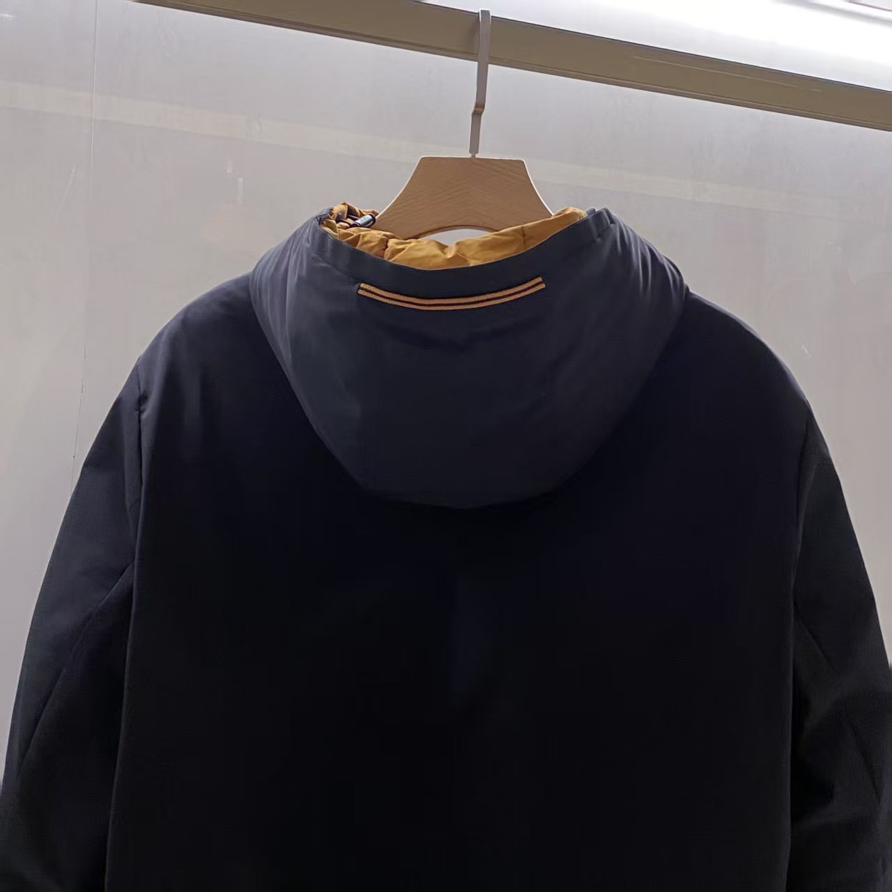 羽绒服 【冬季推荐】EZ家男士双面时尚款羽绒服：双面奢享，匠造冬日极致！在凛冽冬日，一件兼具保暖与格调的