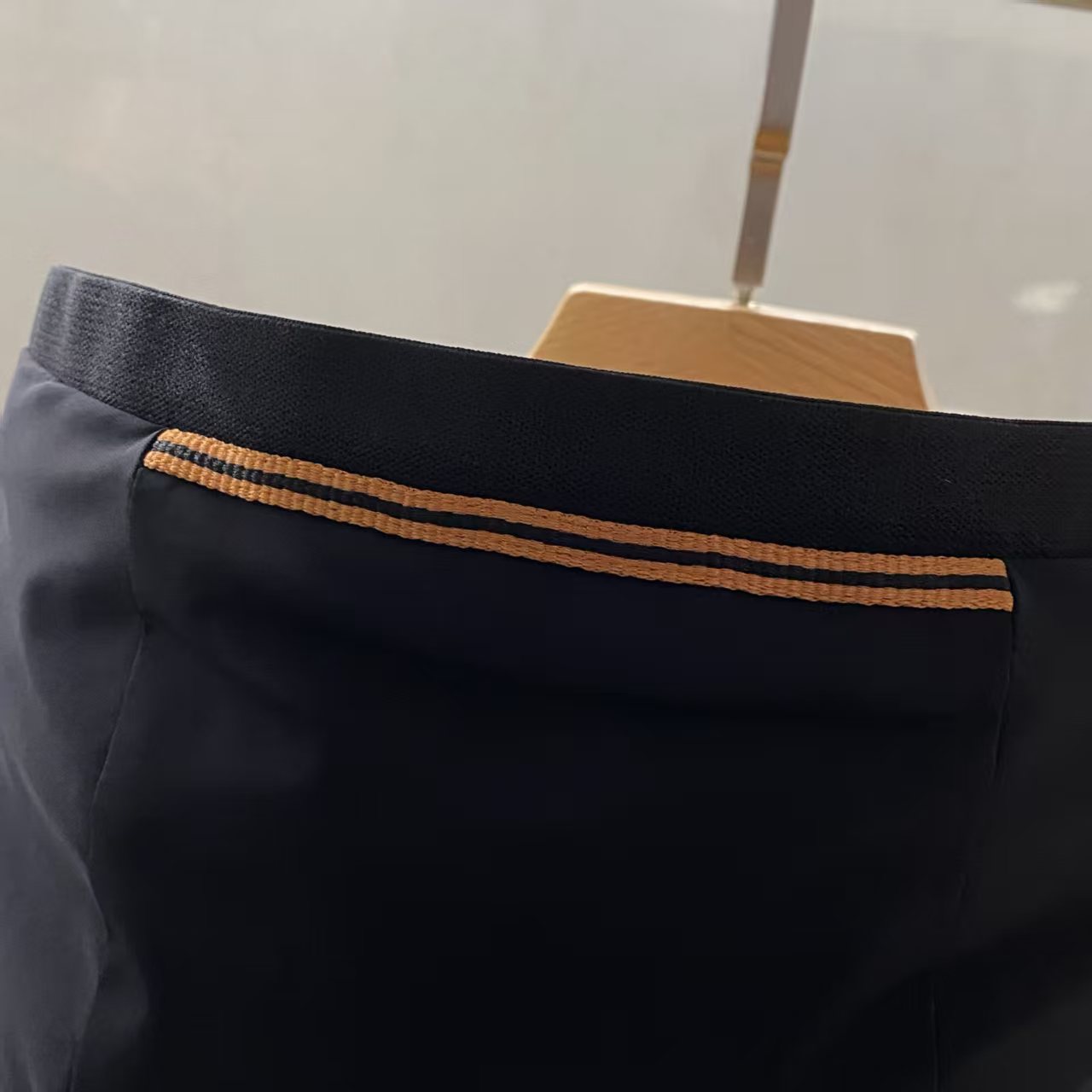 羽绒服 【冬季推荐】EZ家男士双面时尚款羽绒服：双面奢享，匠造冬日极致！在凛冽冬日，一件兼具保暖与格调的