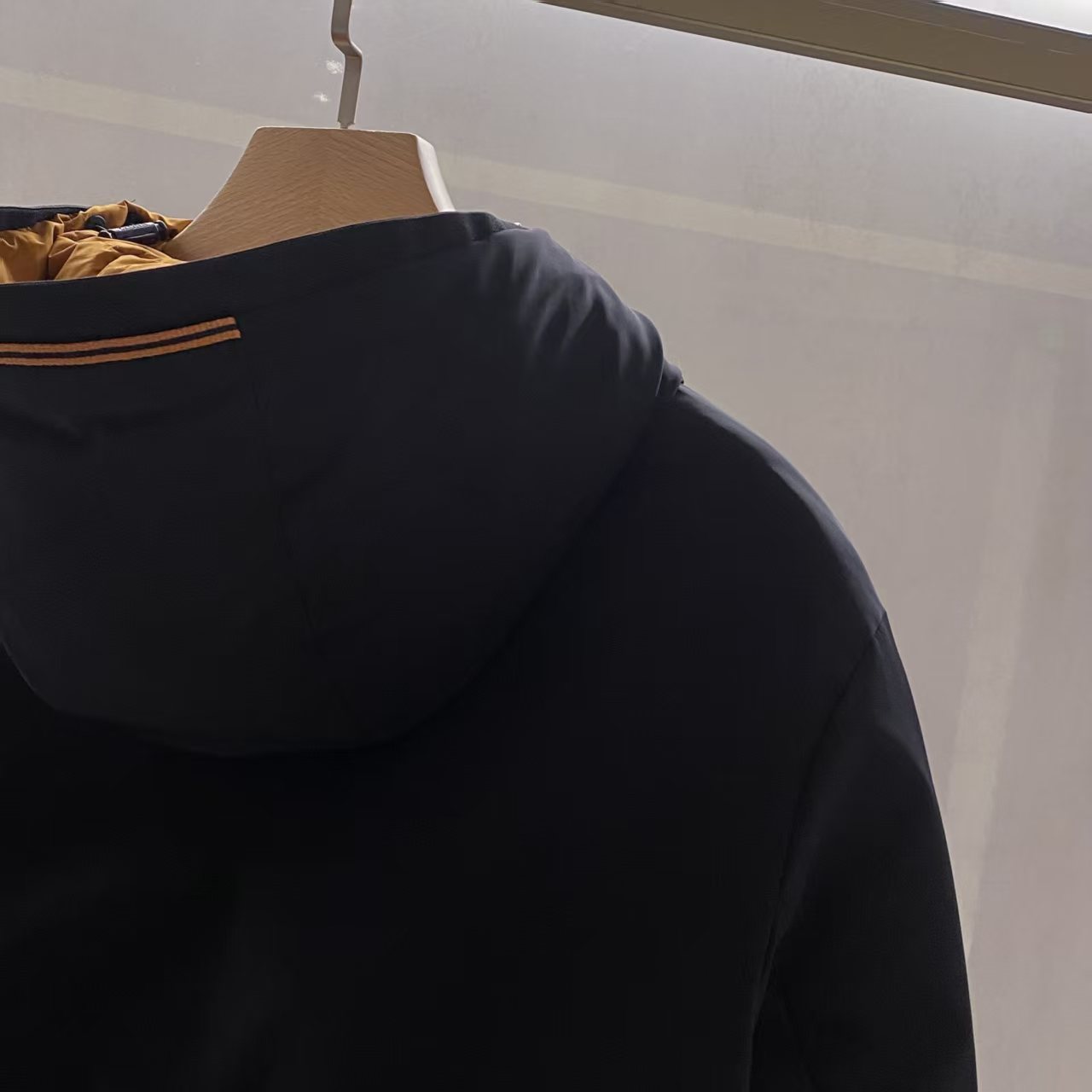 羽绒服 【冬季推荐】EZ家男士双面时尚款羽绒服：双面奢享，匠造冬日极致！在凛冽冬日，一件兼具保暖与格调的