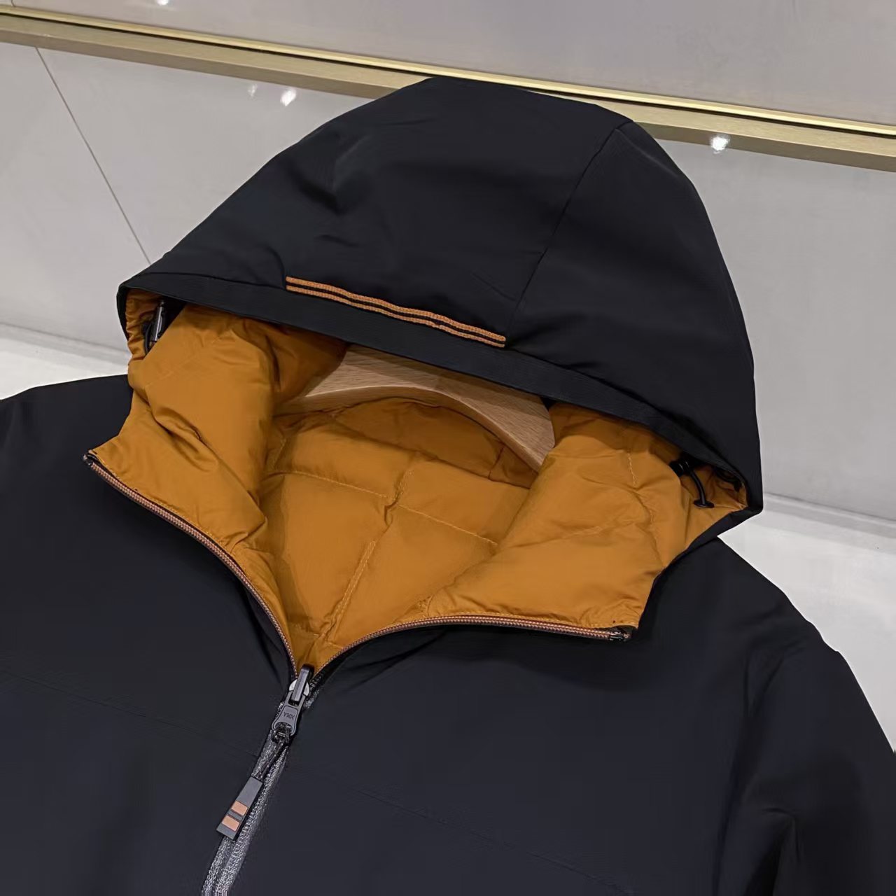 羽绒服 【冬季推荐】EZ家男士双面时尚款羽绒服：双面奢享，匠造冬日极致！在凛冽冬日，一件兼具保暖与格调的