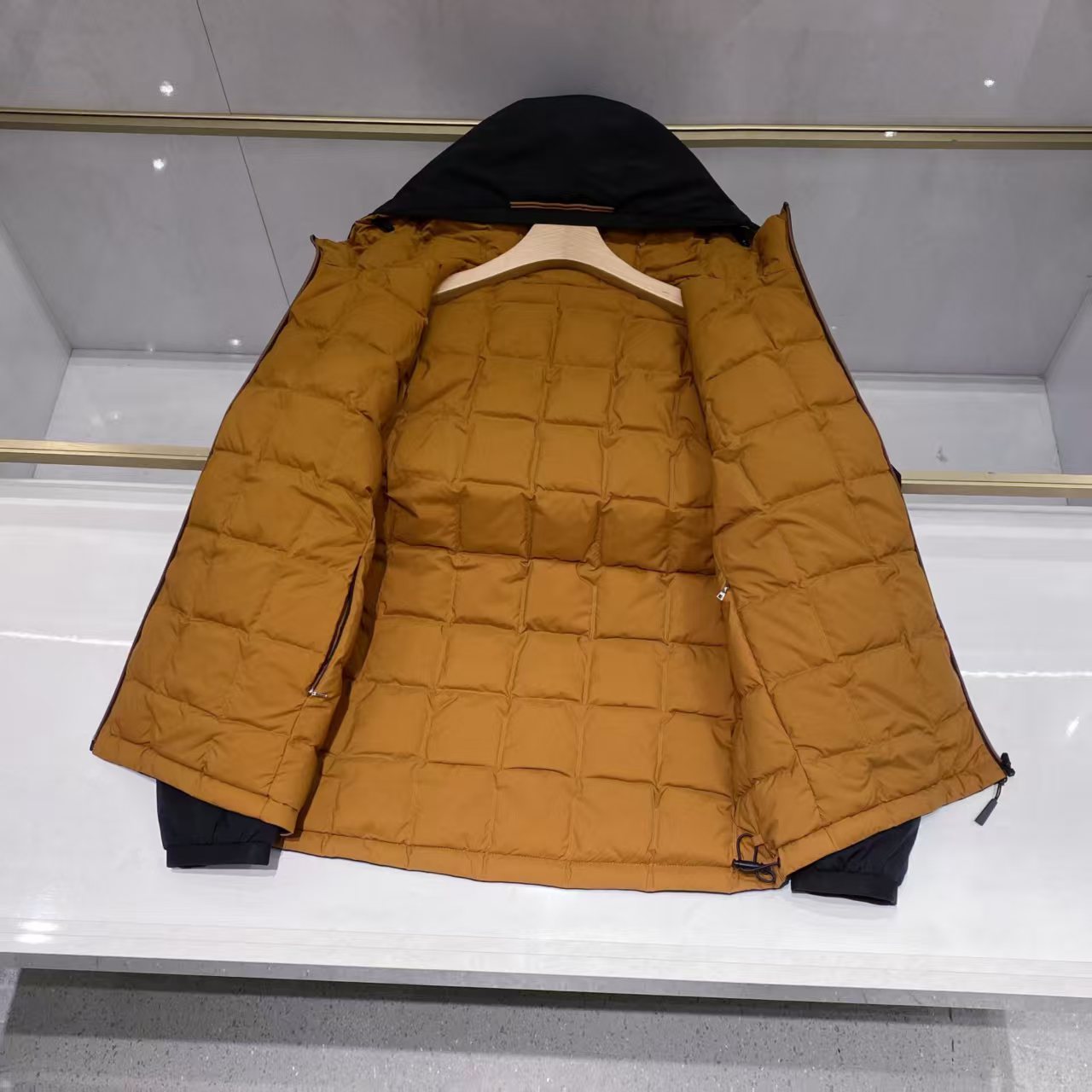 羽绒服 【冬季推荐】EZ家男士双面时尚款羽绒服：双面奢享，匠造冬日极致！在凛冽冬日，一件兼具保暖与格调的