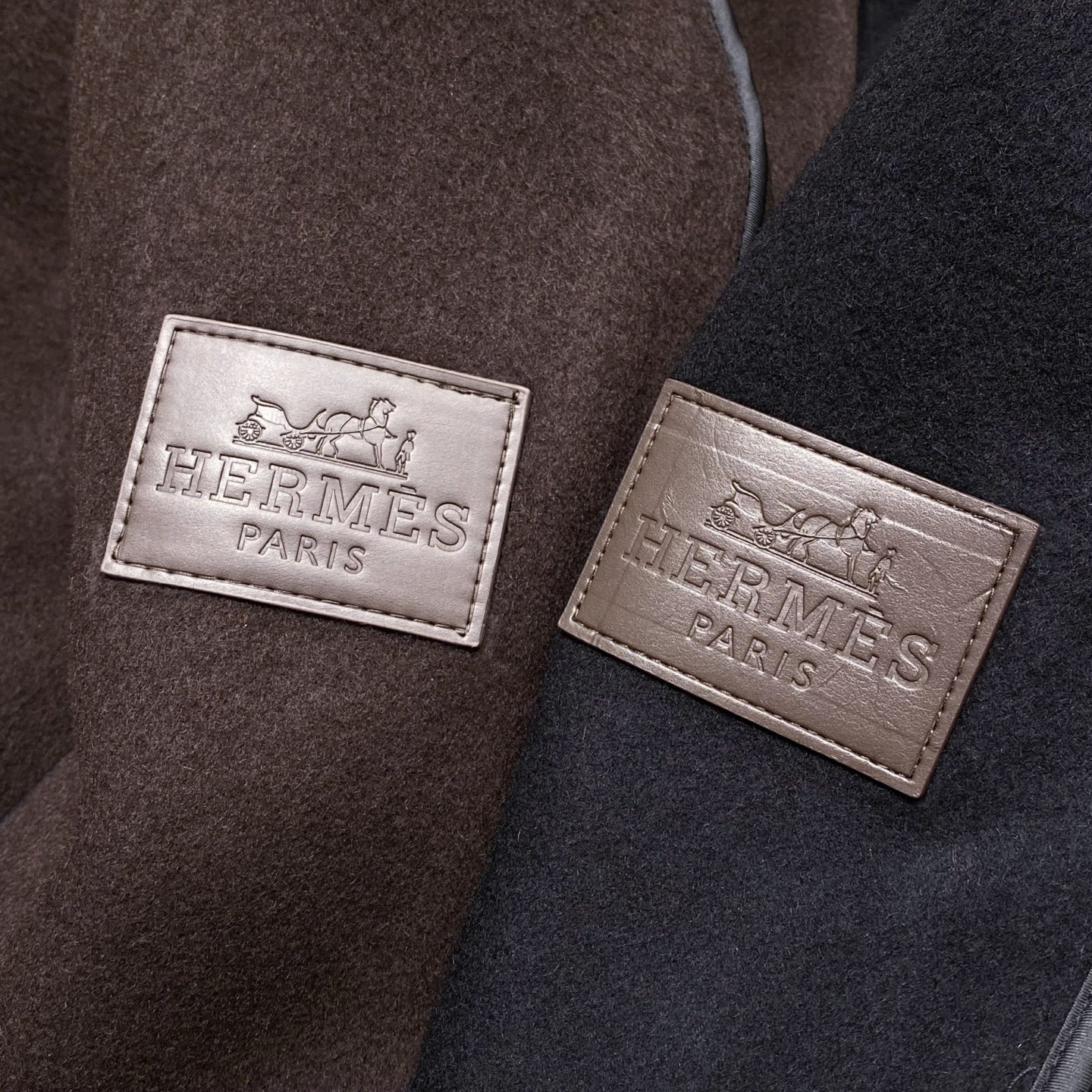 【典藏臻品】H家族男士25年秋冬最新羊绒羊毛混纺大衣臻品问世，时光与匠心的永恒对话！承袭百年工坊的皮革缝