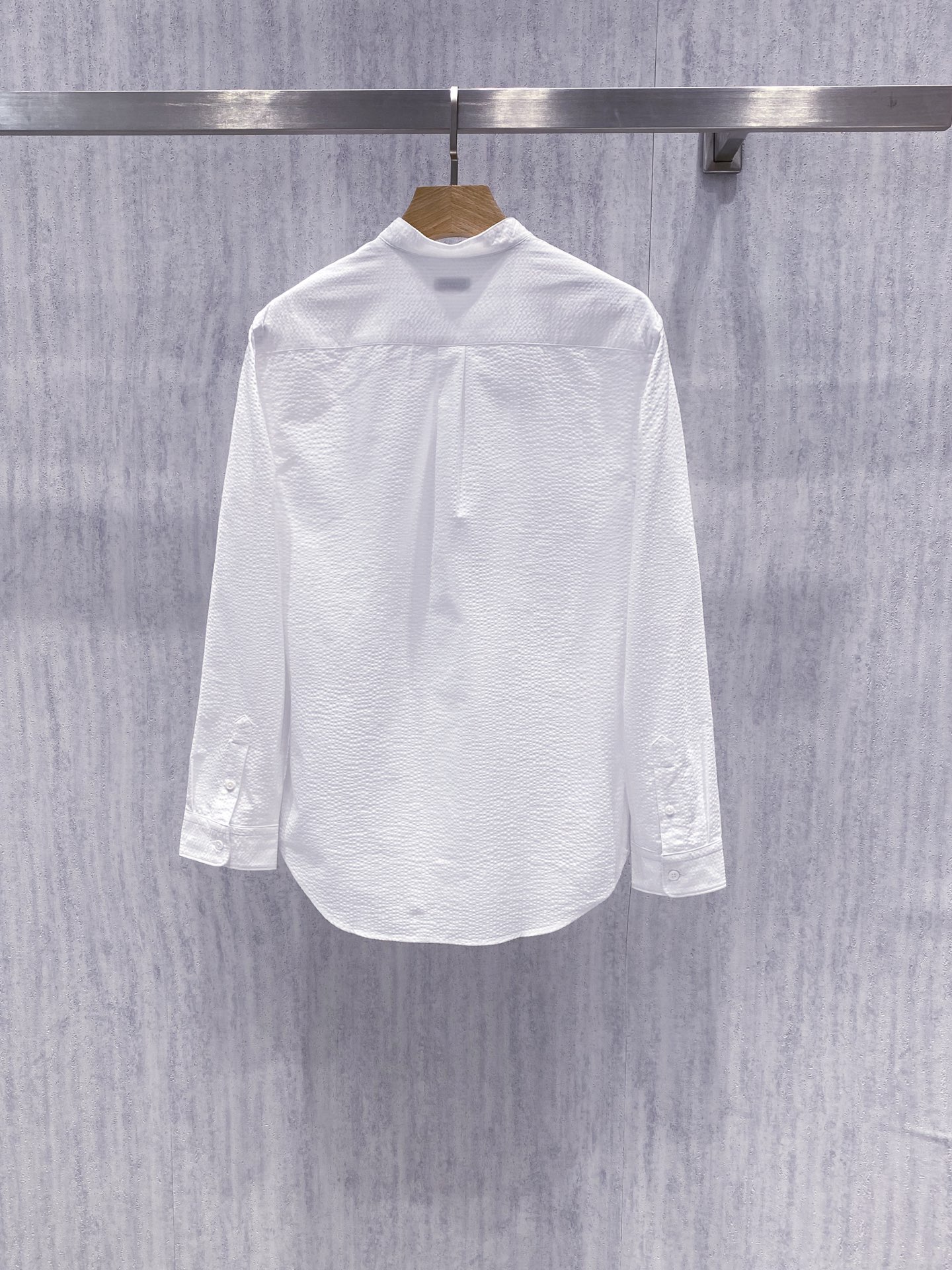 Alternative view of Shirt 09857