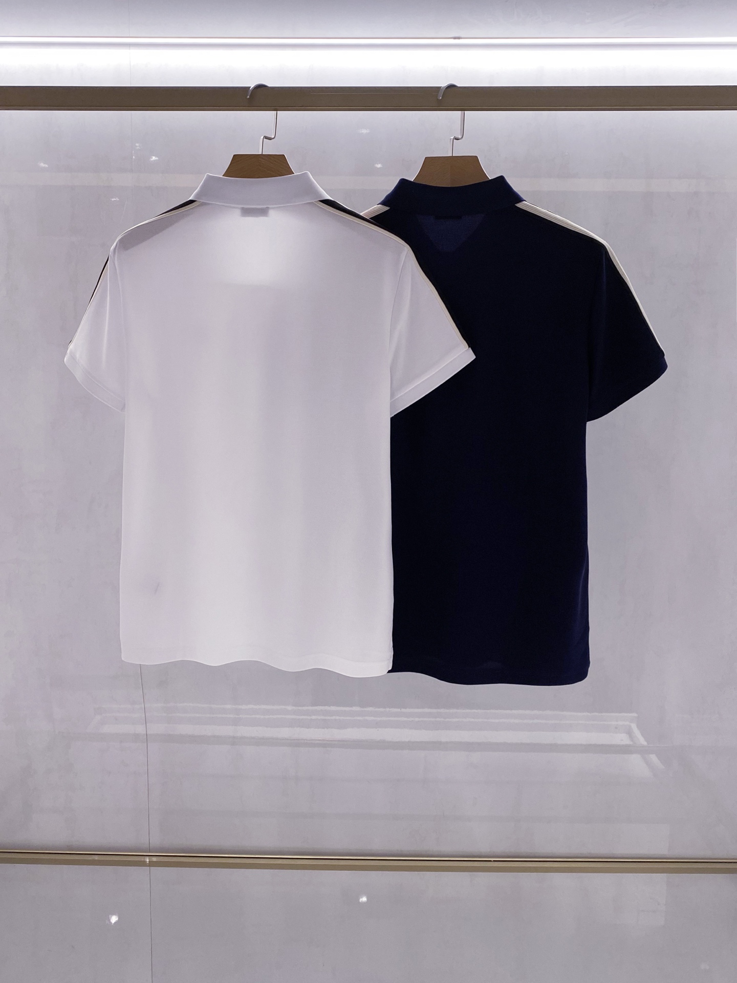 【臻选新品】M家族（Moncler）高端时尚商务男士短袖POLO衫，26年夏季新品，时尚休闲兼备，贸易公
