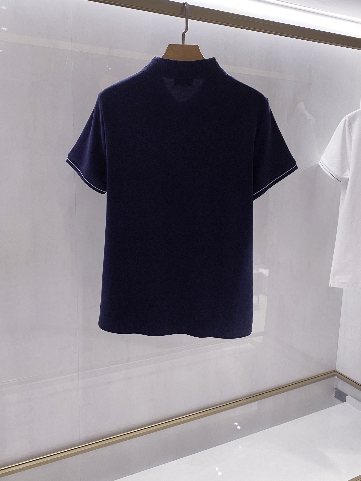 【典藏臻品】菲拉*慕家族男士经典商务休闲短袖POLO，26年夏季重磅新势力单品，雅致白、静谧蓝两色臻选，