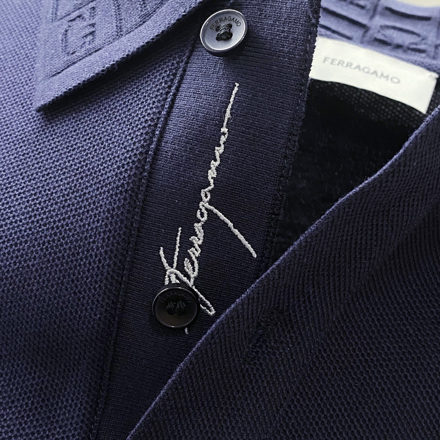 【典藏臻品】菲拉*慕家族男士经典商务休闲短袖POLO，26年夏季重磅新势力单品，雅致白、静谧蓝两色臻选，