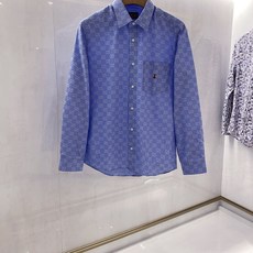 【新品】G家族经典提花双G长袖衬衫,香港贸易公司渠道,26秋冬季最火爆单品之一,各大网红博主新宠。 源自意大利佛罗伦 【新品】G家族经典提花双G长袖衬衫,香港贸易公司渠道,26秋冬季最火爆单品之一,各大网红博主新宠。 源自意大利佛罗伦