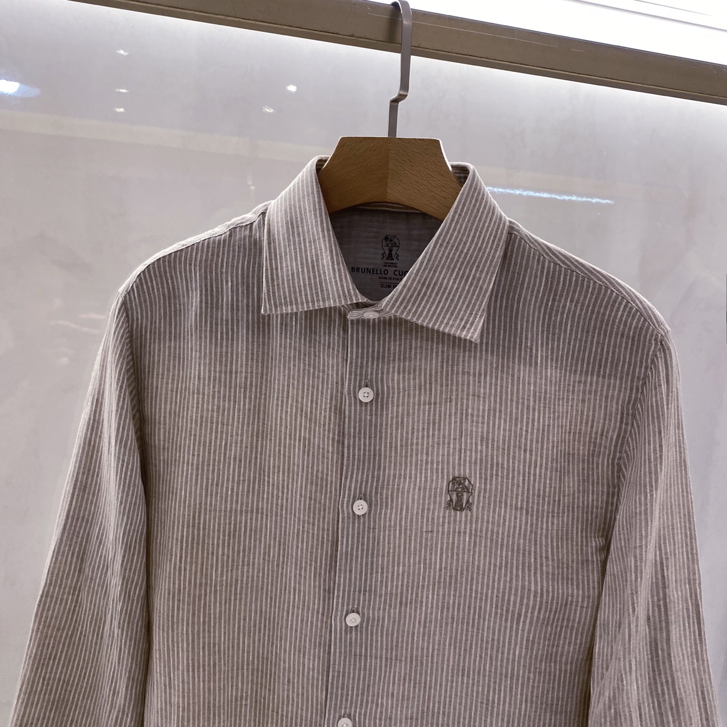 【典藏新品】BC家纯亚麻竖条纹衬衫，源自意大利殿堂级奢牌BC，主打人文轻奢意式格调，秉持匠心人本制衣理念，把意大利优雅休