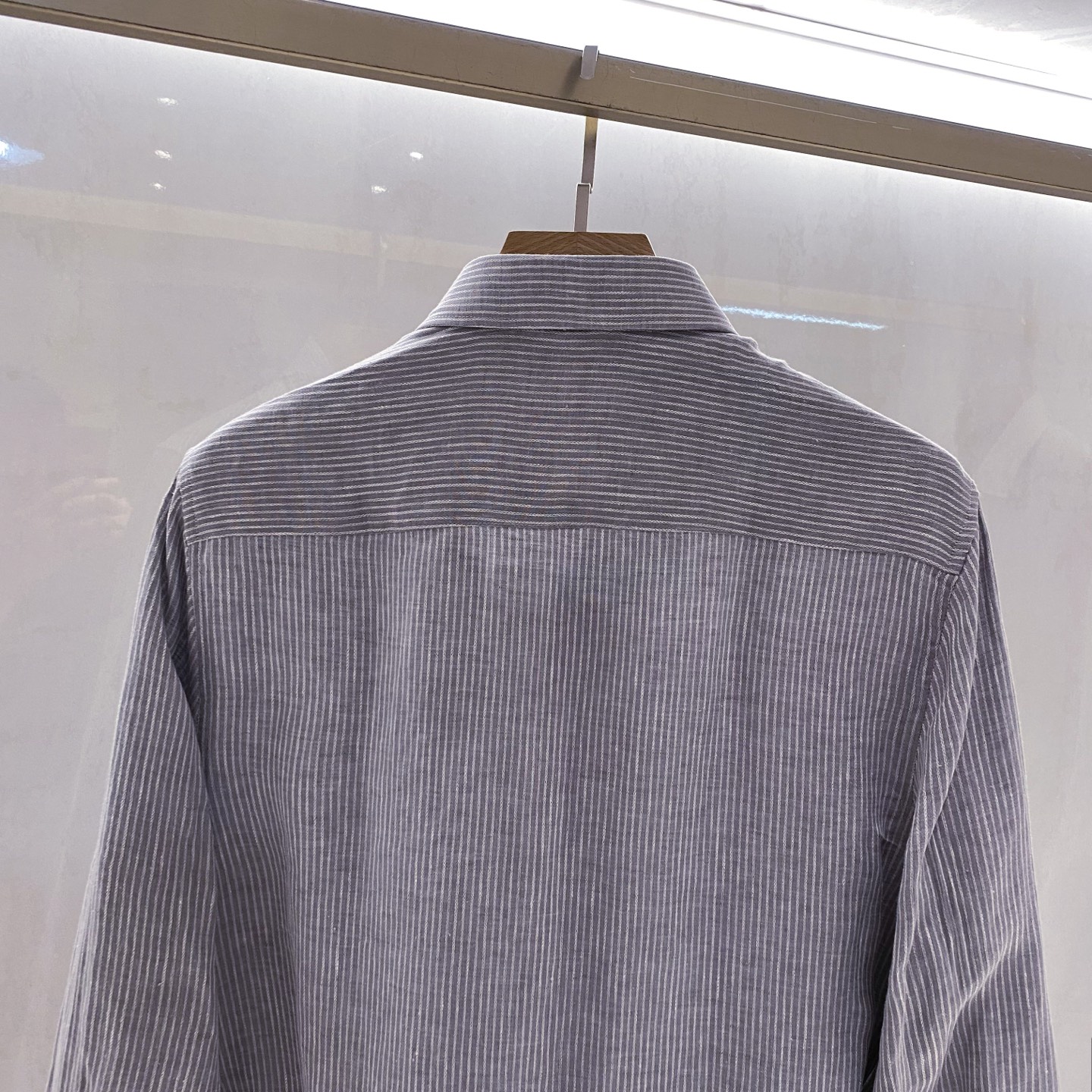 【典藏新品】BC家纯亚麻竖条纹衬衫，源自意大利殿堂级奢牌BC，主打人文轻奢意式格调，秉持匠心人本制衣理念，把意大利优雅休