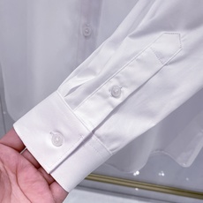 【爆款新品】TB家帆船刺绣长袖衬衫,优雅航海风轻奢衬衣,明星级产物,在视觉方面相当出彩,各大博主的最爱单品之一,独家销售 【爆款新品】TB家帆船刺绣长袖衬衫,优雅航海风轻奢衬衣,明星级产物,在视觉方面相当出彩,各大博主的最爱单品之一,独家销售