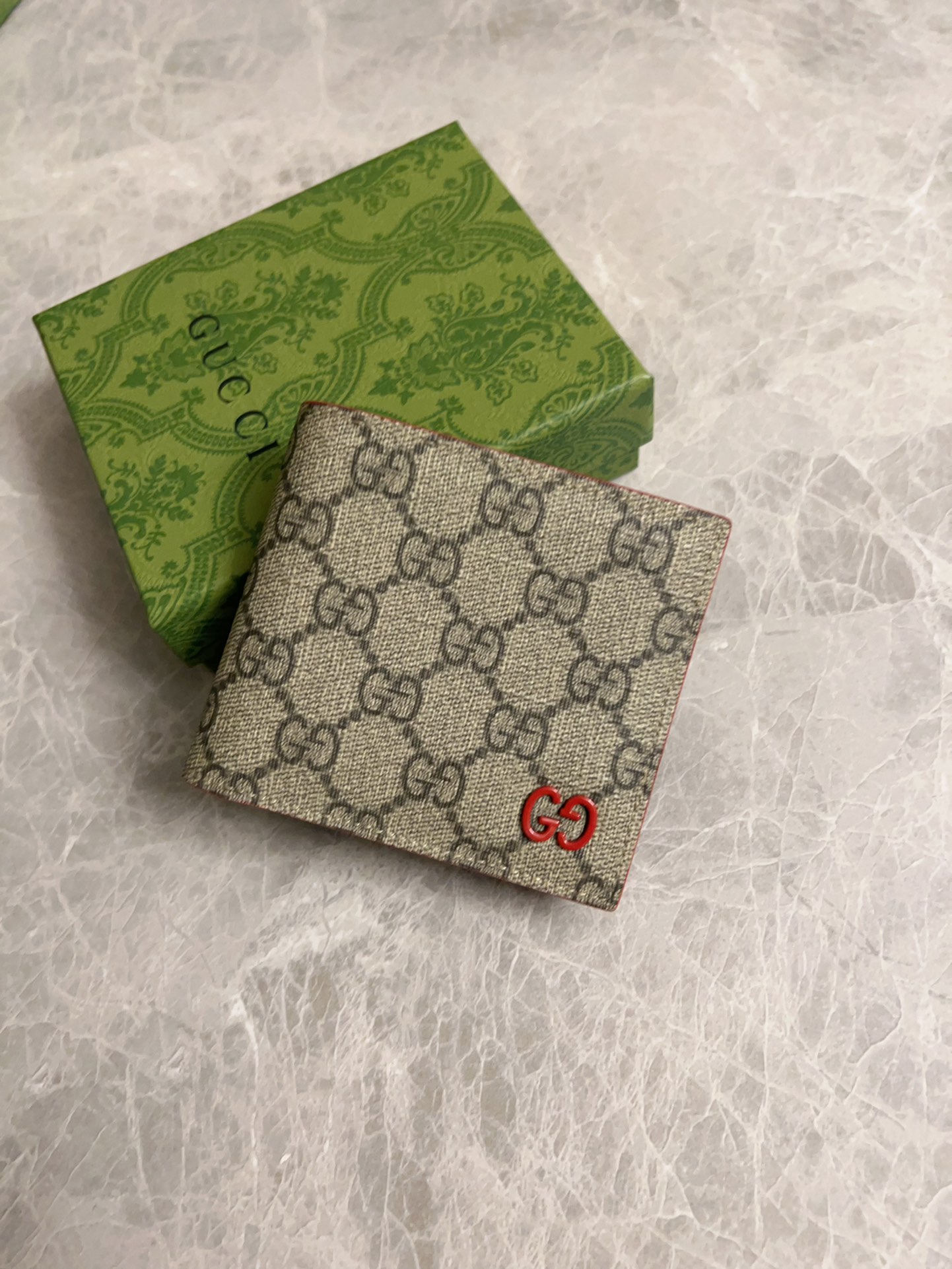 NO:673166,Counter quality, top-quality original goods, real photos!  768243 Brown red, brown yellow, brown blue, brown green, black PVC, brown black. 6 colors shipped ~ size width 11x height 9, Gucci wallet, gucci, wallets19860909专柜品质,顶级原单货,实物实拍！768243啡红 啡黄 啡蓝 啡绿 黑PVC 啡黑 6个颜色出货～尺寸宽11x高9,,Gucci钱包,gucci,wallets,欧美剧