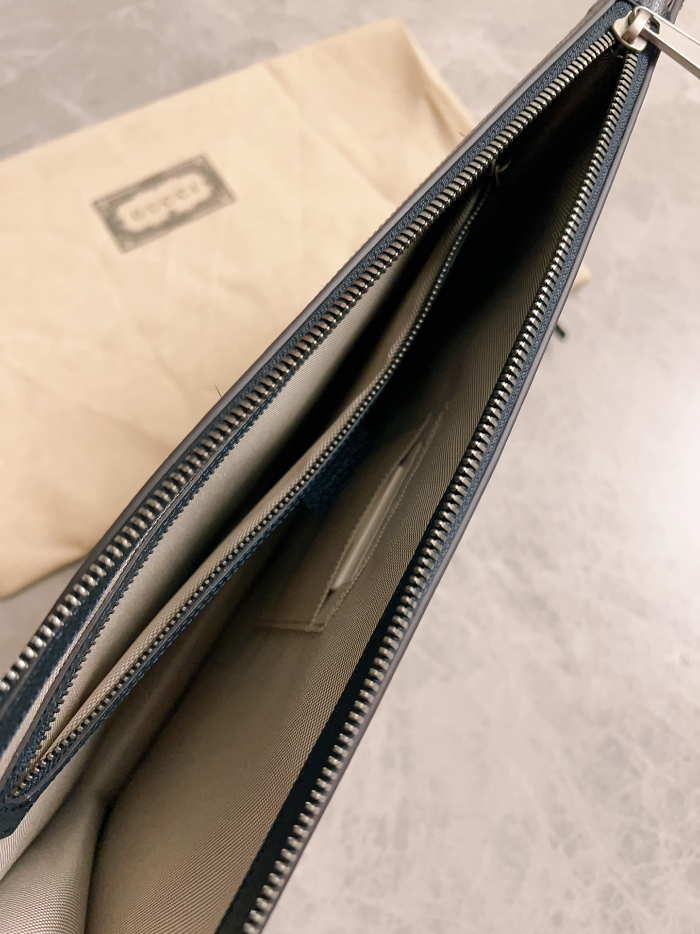 Gucci Ophidia Blue GG Supreme clutch everyday
