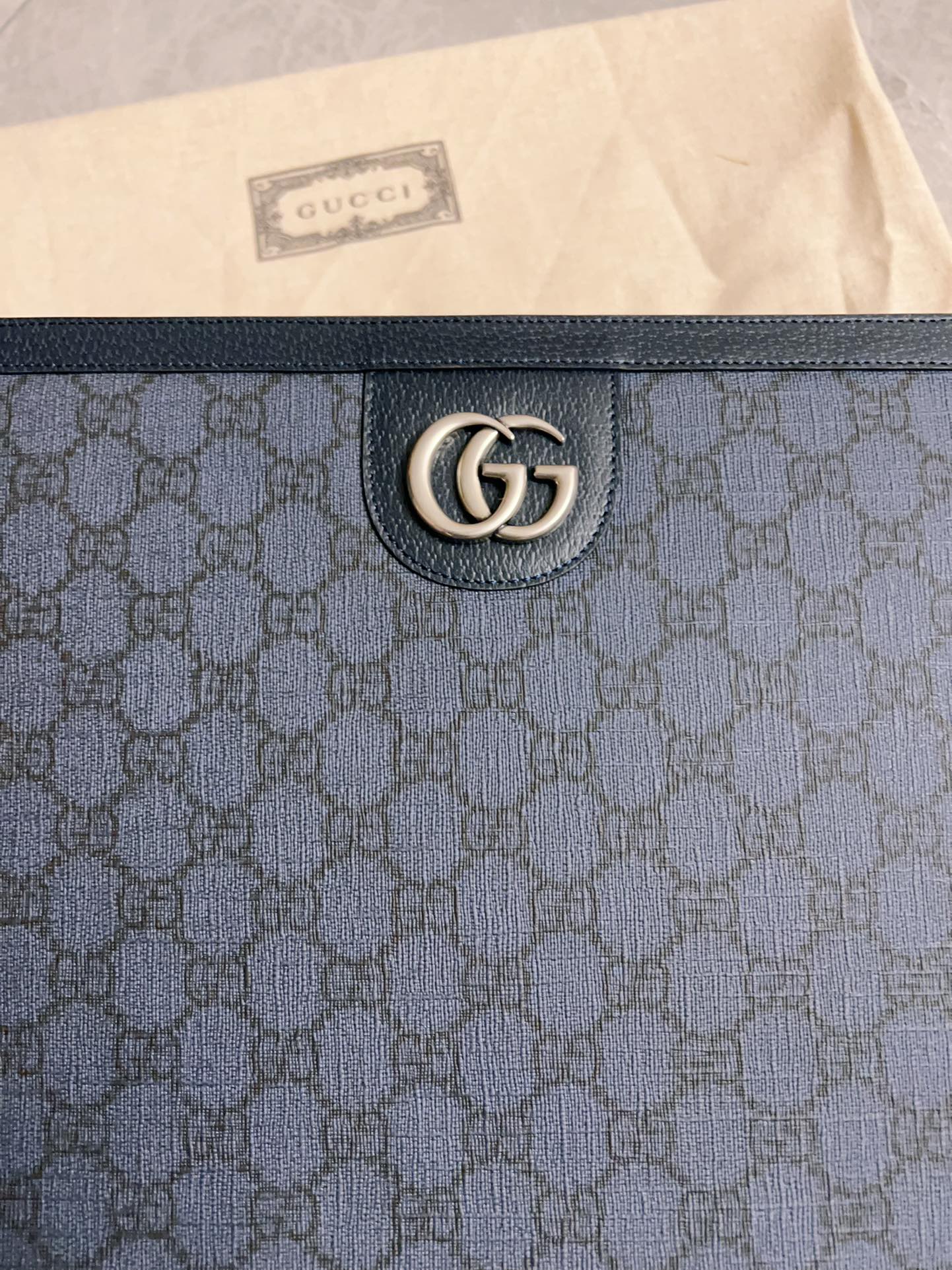 Gucci Ophidia Blue GG Supreme clutch everyday