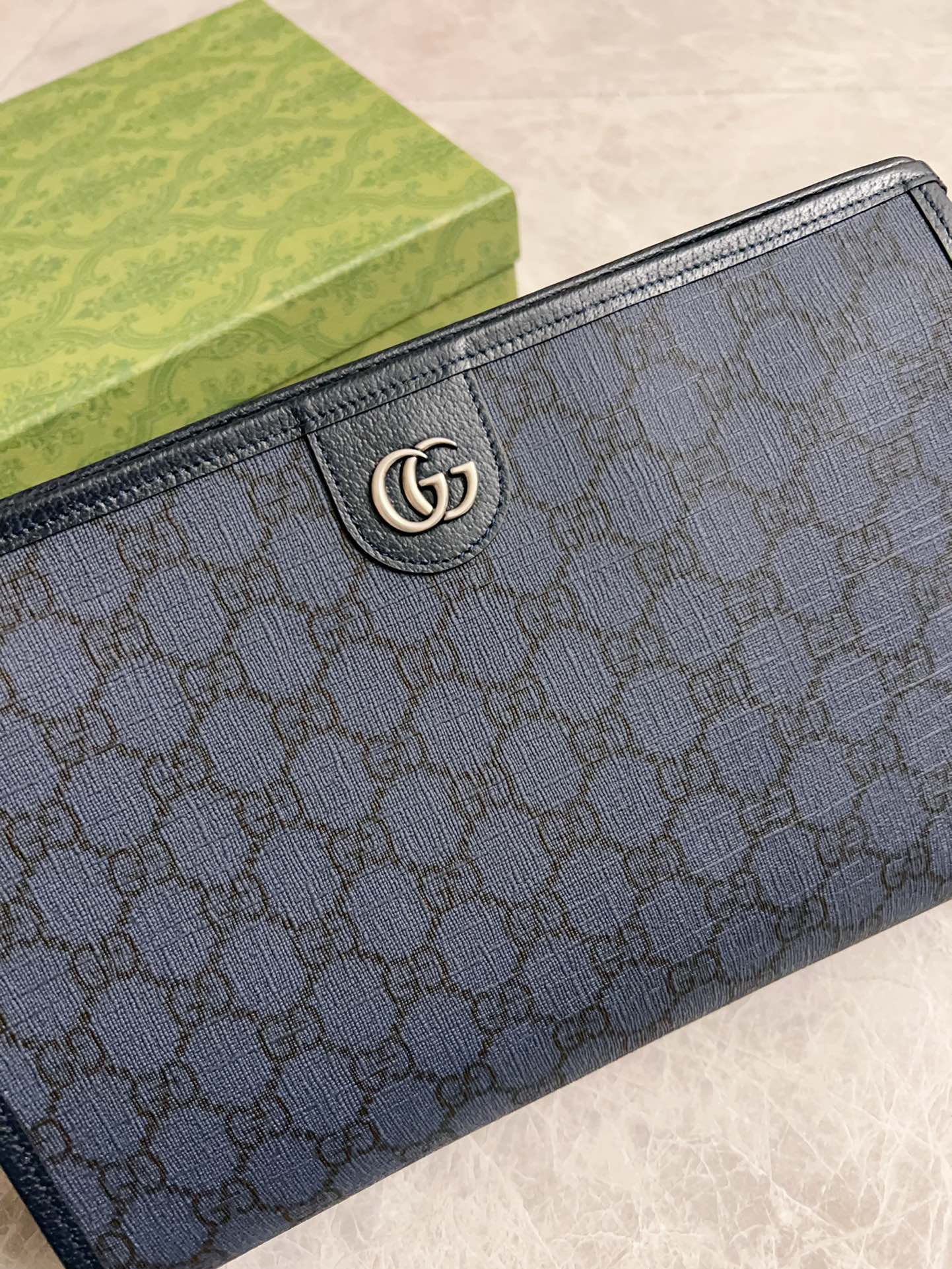 Gucci Ophidia Blue GG Supreme clutch everyday