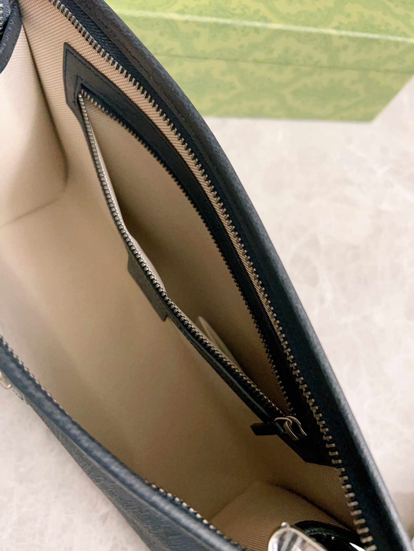 Gucci Ophidia Blue GG Supreme clutch everyday