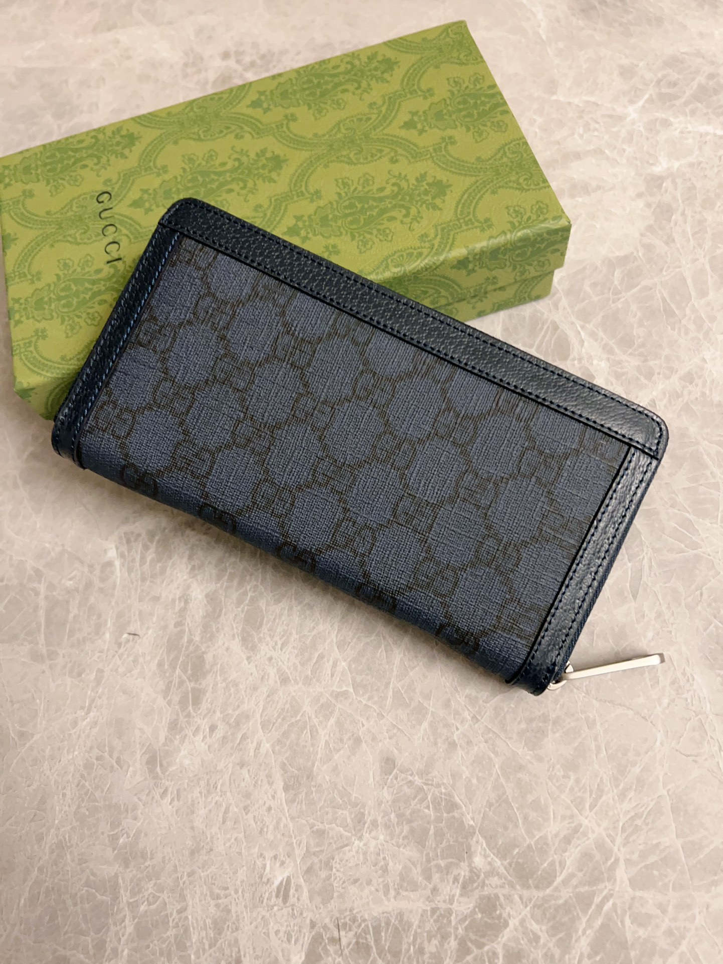 Gucci Ophidia Blue GG Supreme everyday