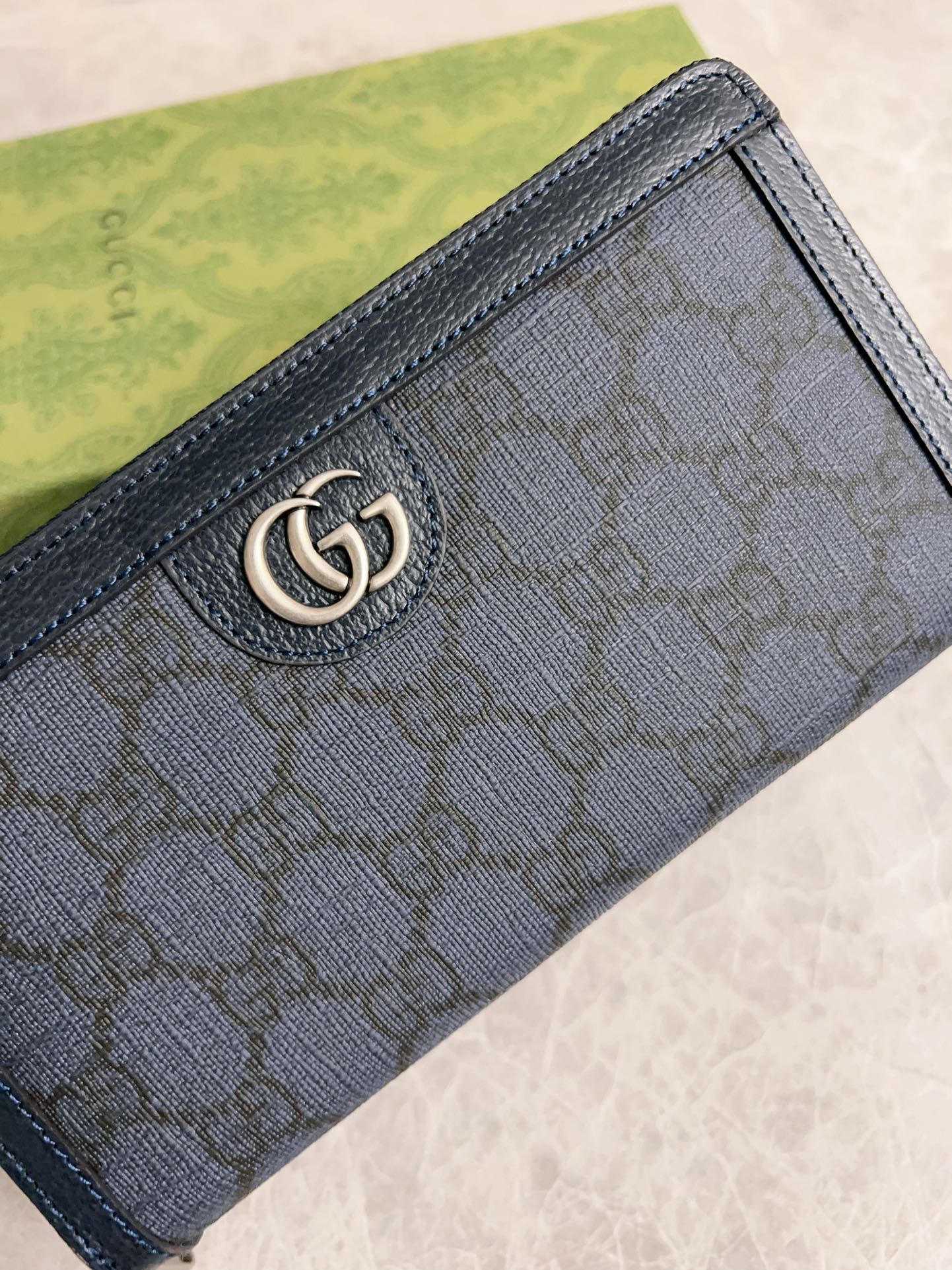 Gucci Ophidia Blue GG Supreme everyday