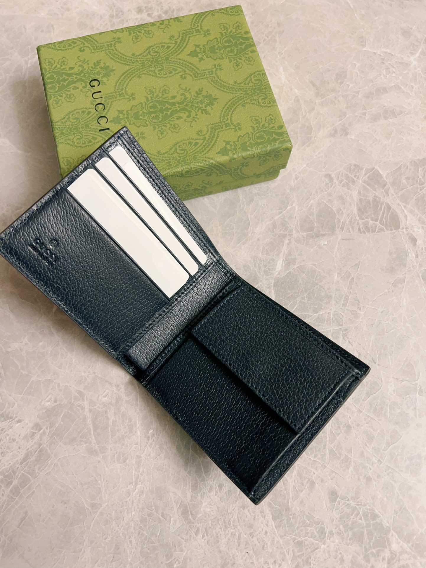Gucci Ophidia Blue GG Supreme everyday