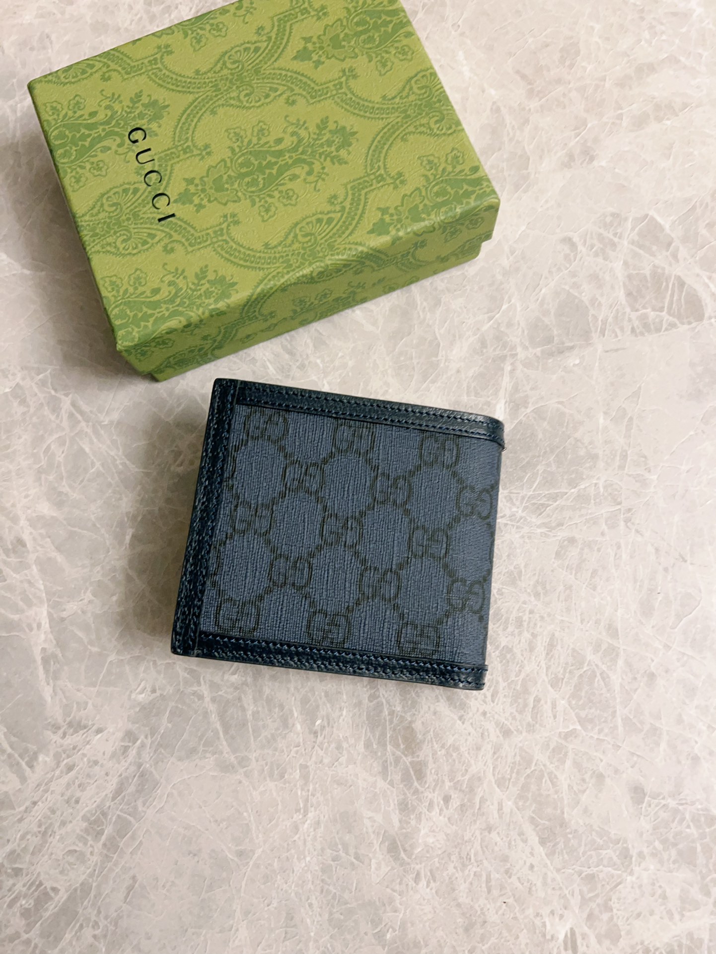Gucci Ophidia Blue GG Supreme everyday