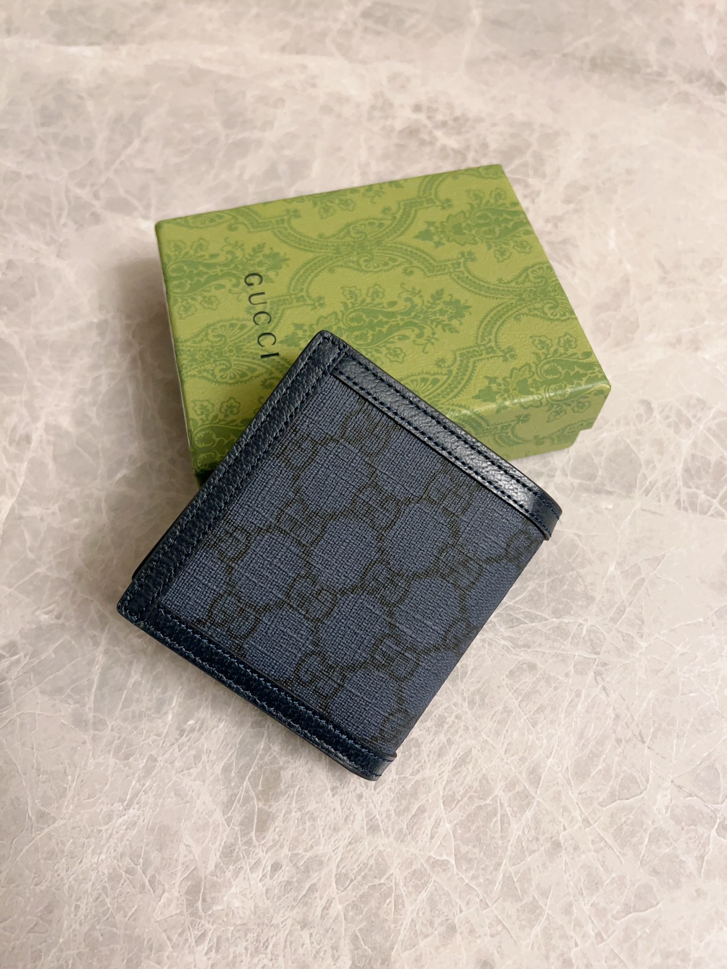 Gucci Ophidia Blue GG Supreme everyday