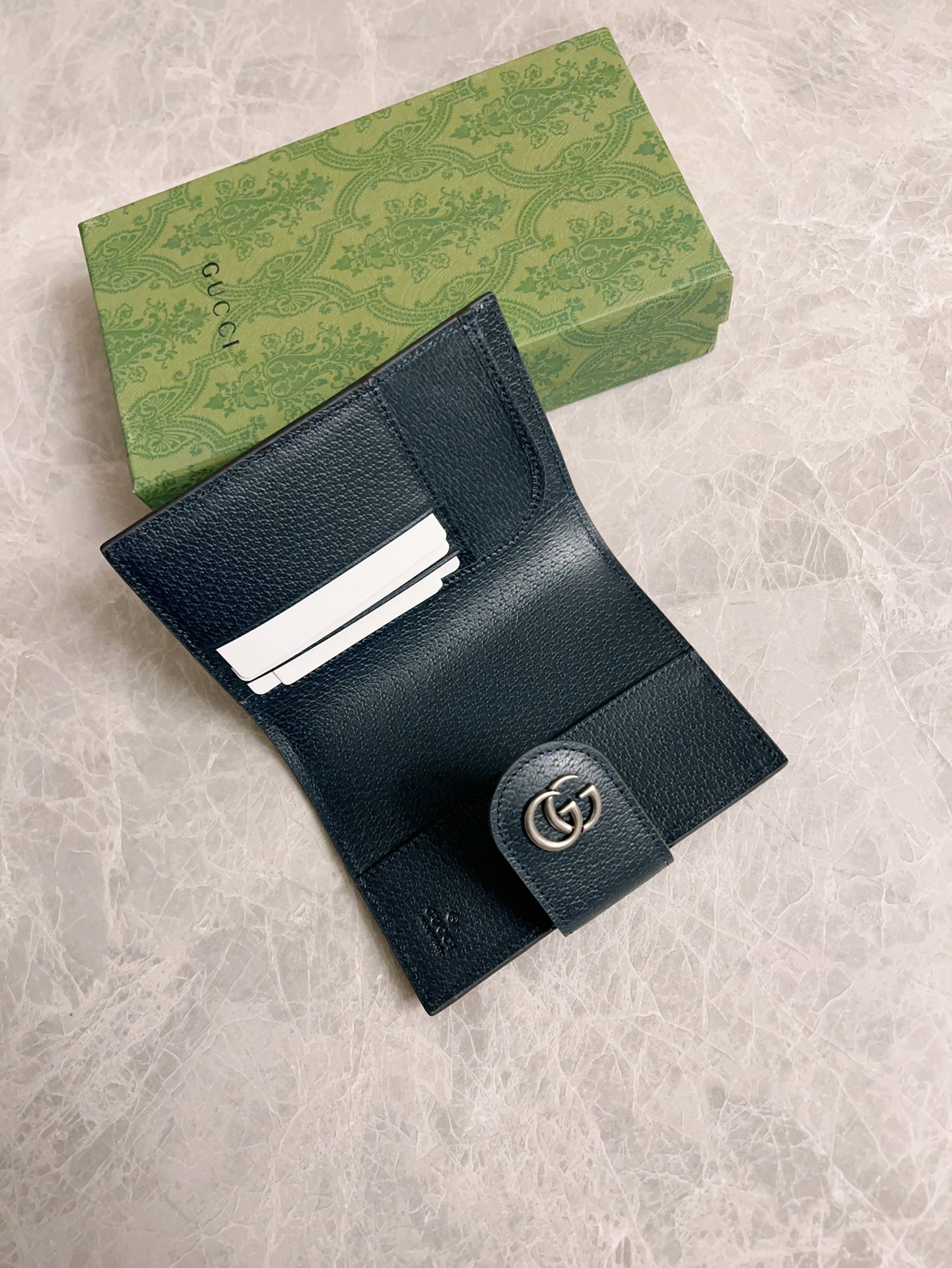 Gucci Ophidia Blue GG Supreme everyday