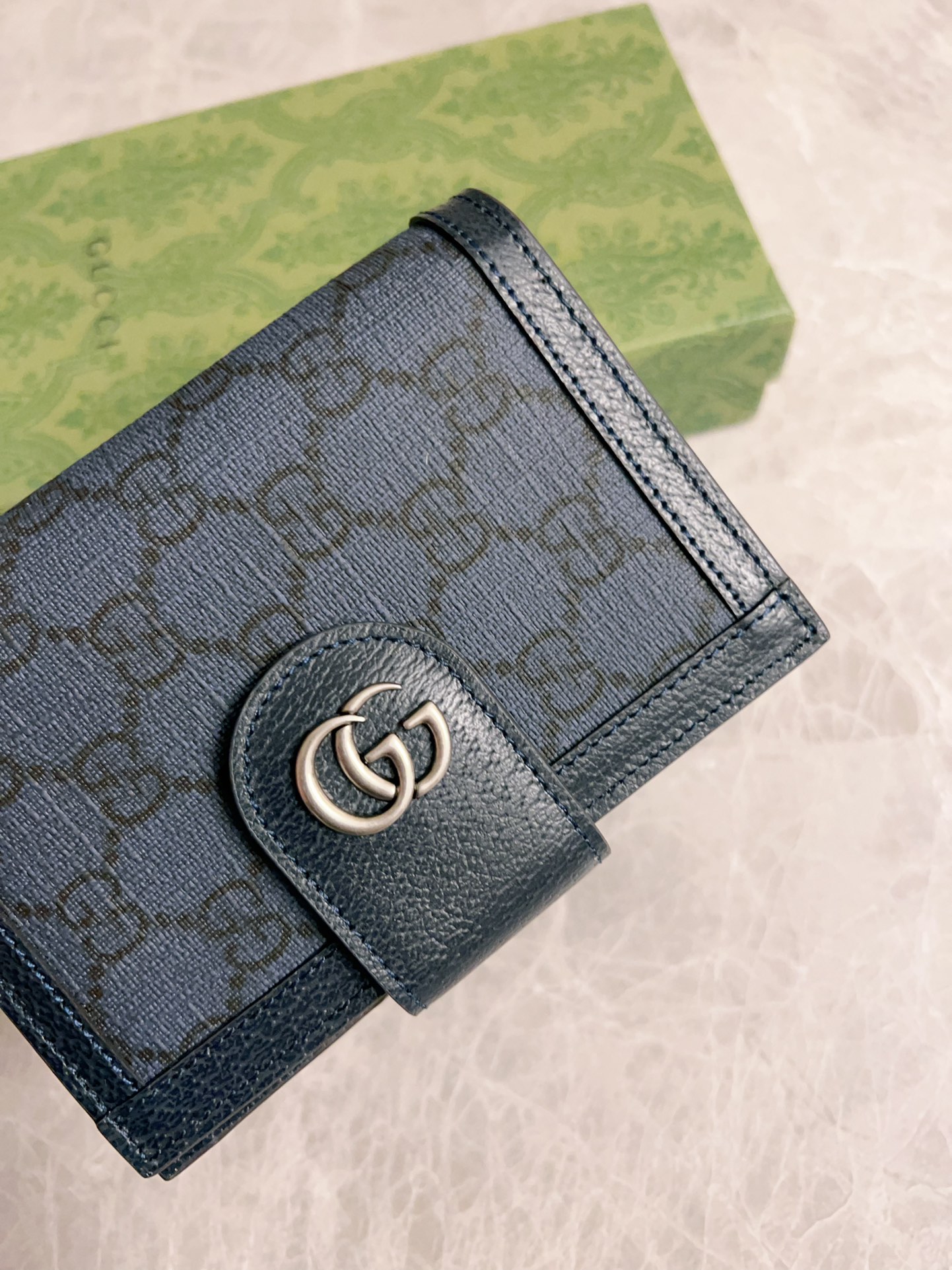 Gucci Ophidia Blue GG Supreme everyday