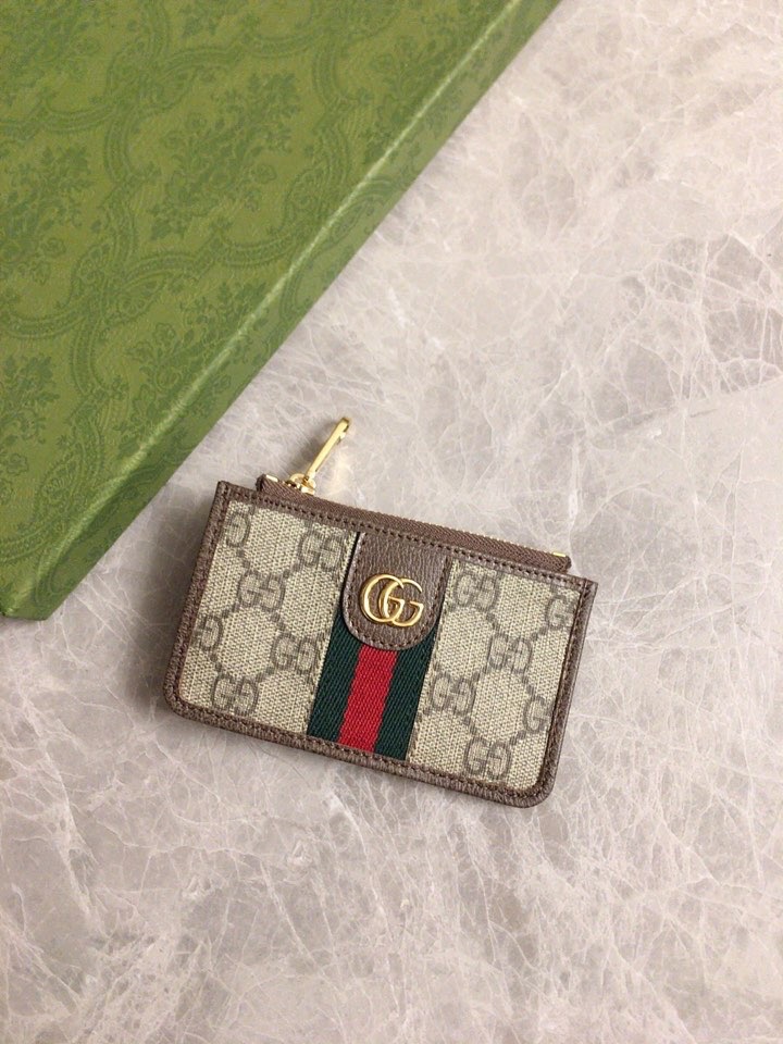 NO:672093,The latest GG～Supreme canvas card holder coin purse, environmentally friendly materials, original factory cowhide piping viscose fiber lining, oval interlocking double G leather label size 12x7.5x1cm color brown/pvc. model 671723, Gucci wallet, gucci, wallets, cowhide19860909最新GG～Supreme帆布卡包零钱包,环保材料,原工厂牛皮滚边粘胶纤维衬里,椭圆形互扣式双G皮标牌 尺寸12x7.5x1cm 颜色啡色/pvc. 型号671723,Gucci钱包,gucci,wallets,cowhide,欧美剧
