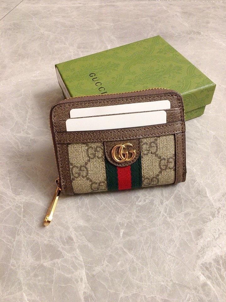 NO:674442,GG Marmont series card holder ~ business card collection in one elegant and exquisite design, a must-have and versatile item!  Super awesome!  Model 658552. Size 11.5*8.5*3cm. Color brown/pvc, Gucci wallet, gucci, wallets19860909GG Marmont系列卡包～名片集合一体优雅精巧的设计,必备的百搭单品！超级赞！型号658552.尺寸11.5*8.5*3cm.颜色棕色/pvc,Gucci钱包,gucci,wallets,欧美剧