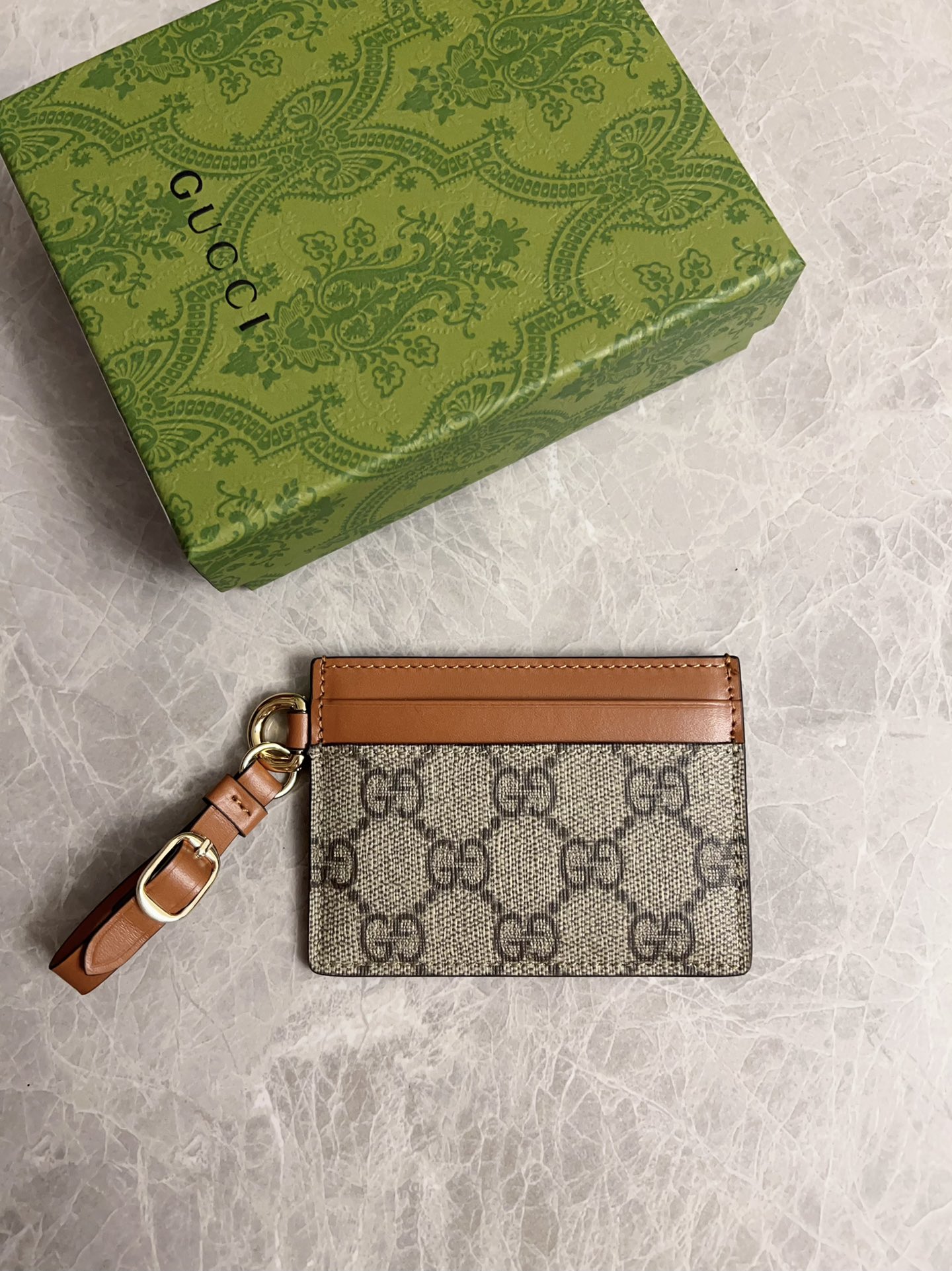 NO:674425,Gucci's latest GG Supreme premium PVC with original cowhide bag model 819121, size 10×7cm, Gucci wallet, gucci, wallets, cowhide19860909Gucci最新GG Supreme高级PVC配原厂牛皮卡包型号819121,尺寸10×7cm,Gucci钱包,gucci,wallets,cowhide,欧美剧