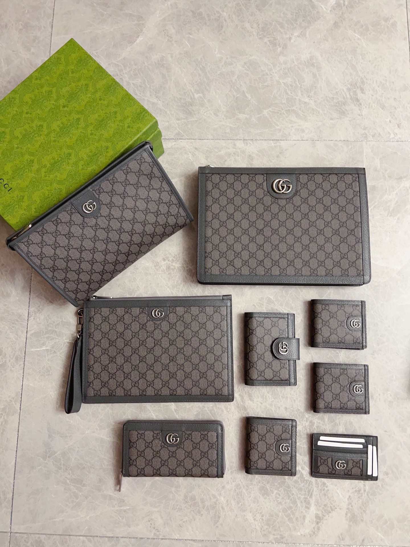 Gucci Ophidia GG Supreme Grey Short everyday