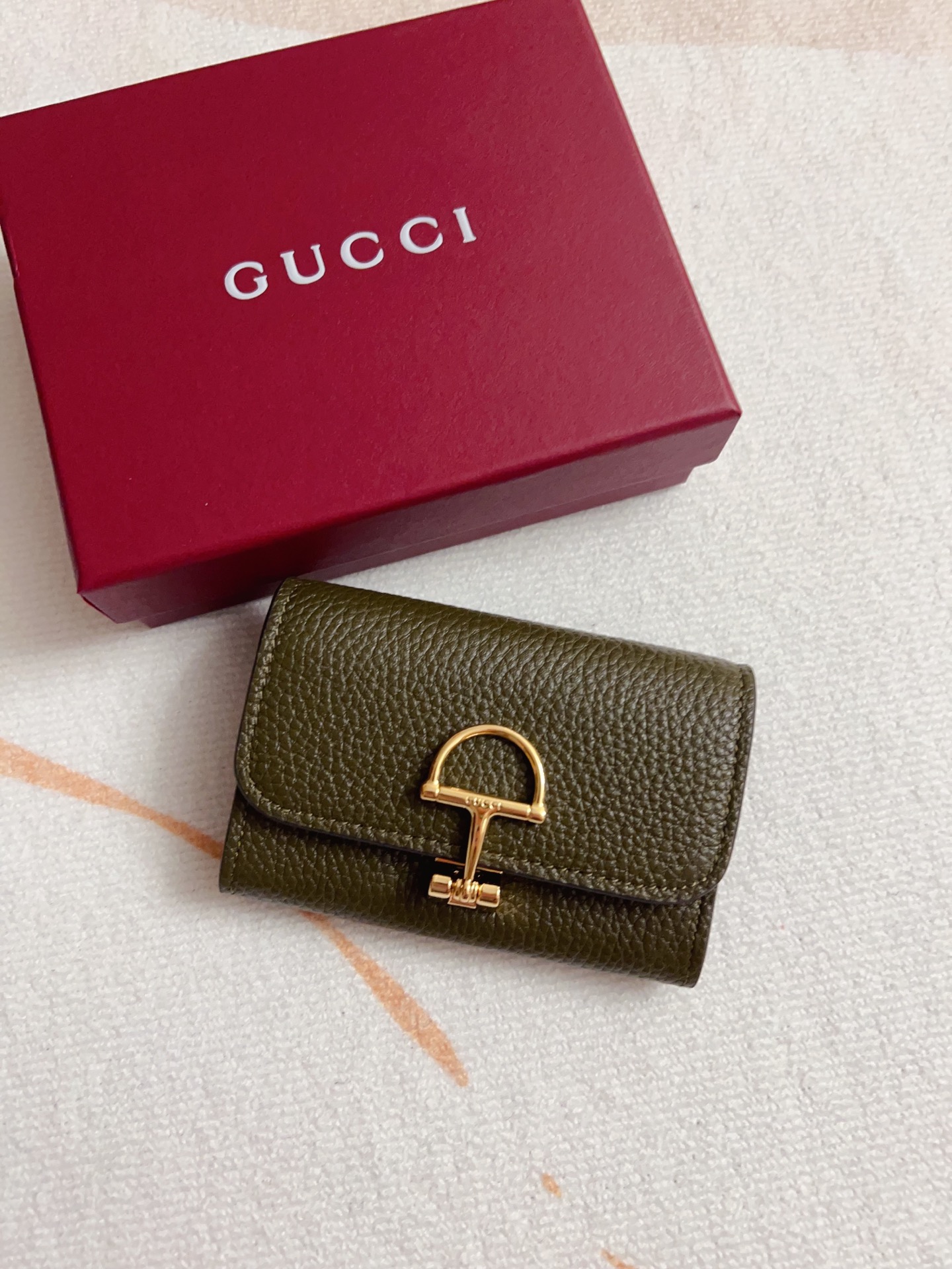 NO:673228,Counter quality, top-quality original goods, real photos!  [Love] [Love] Model No. 828148 off-white; black; green; blue; brown; pink; maroon; exquisite 7 colors; size width 10.5X7X3cm; [Celebrate] [Celebrate] [Celebrate], Gucci wallet, gucci, wallets19860909专柜品质,顶级原单货,实物实拍！[爱心][爱心]款号828148 米白； 黑色； 绿色； 兰色 ；棕色； 粉色； 枣红； 精美7色； 尺寸宽10.5X7X3cm；[庆祝][庆祝][庆祝],Gucci钱包,gucci,wallets,欧美剧