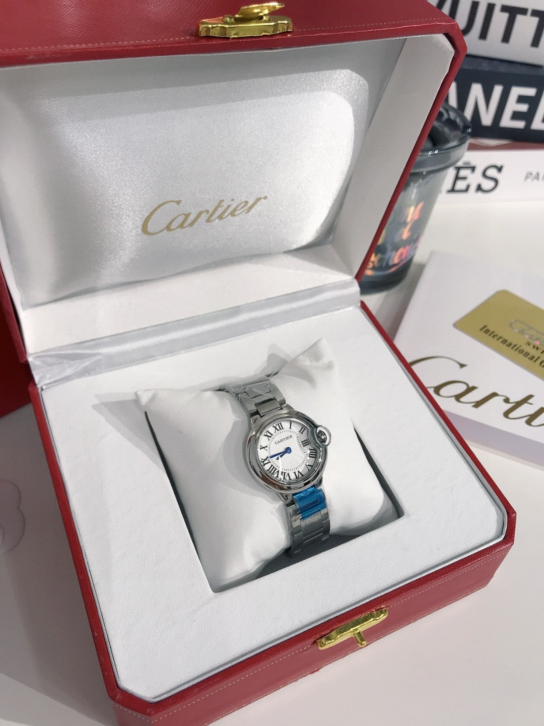 Cartier Armbanduhr Blau Quartz Movement Armband aus Edelstahl