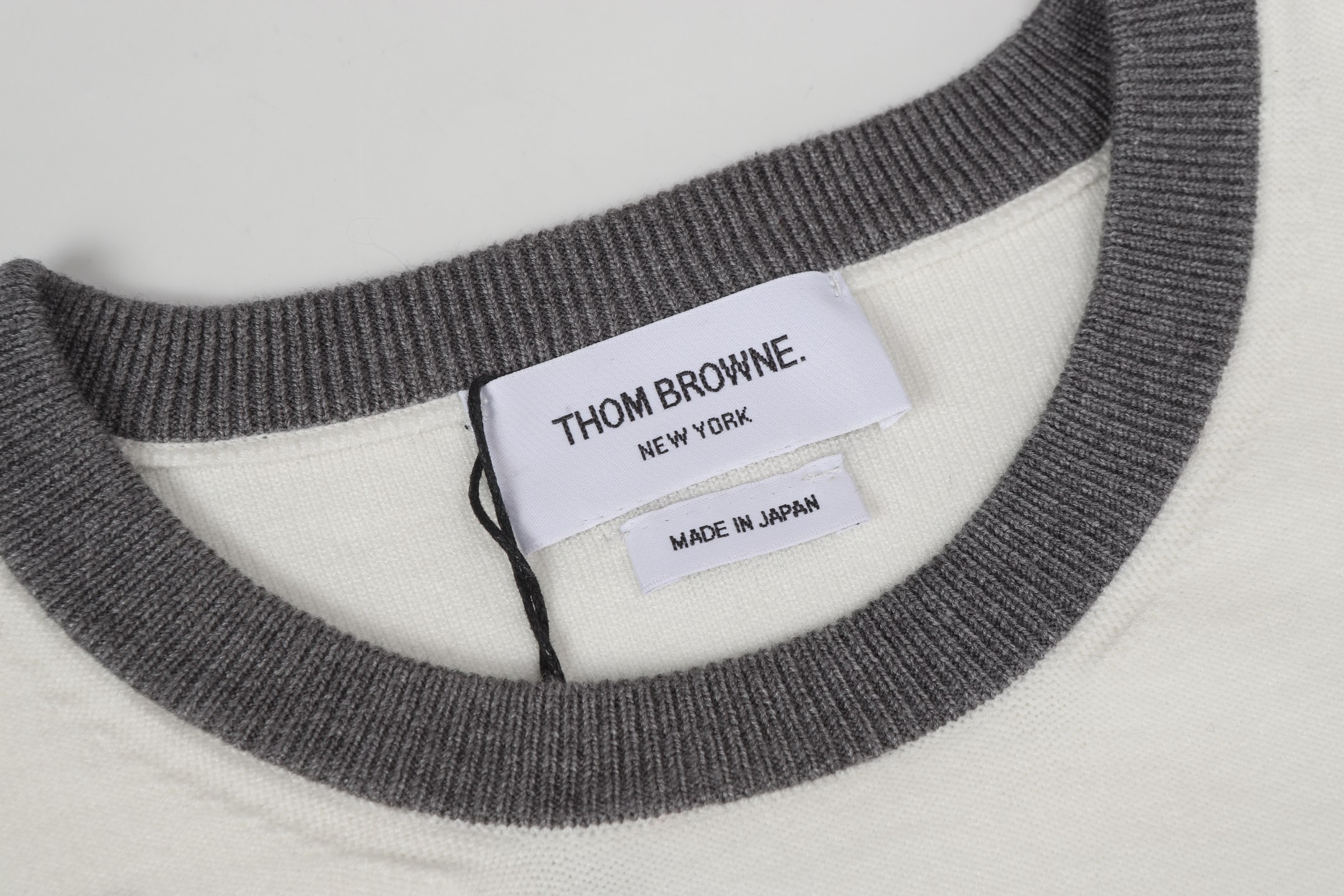 Thom Browne Crewneck Long Sleeve Sweater with Dog Print - Unisex White 4 i1755534340194 6630 0 2