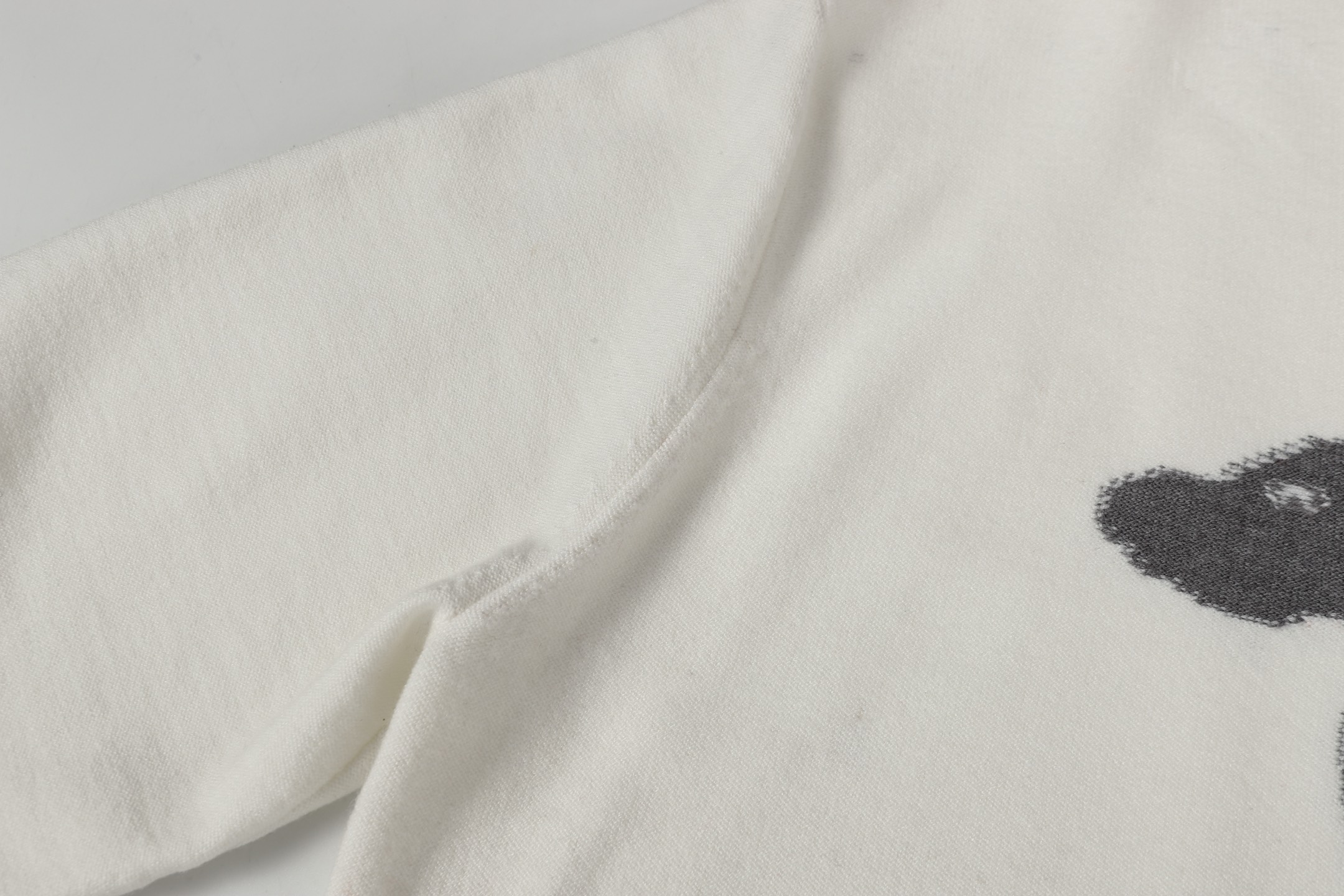 Thom Browne Crewneck Long Sleeve Sweater with Dog Print - Unisex White 7 i1755534346321 3463 0 5