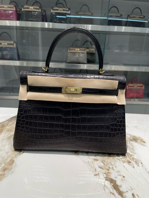 Hermès Kelly 35cm Alligator Leather Handbag, Black, Gold Hardware 1 Hermès Kelly 35cm Alligator Leather Handbag, Black, Gold Hardware