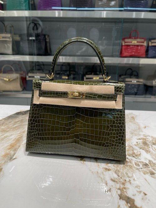 Hermès Kelly 25cm Alligator Leather Handbag, Olive Green, Gold Hardware