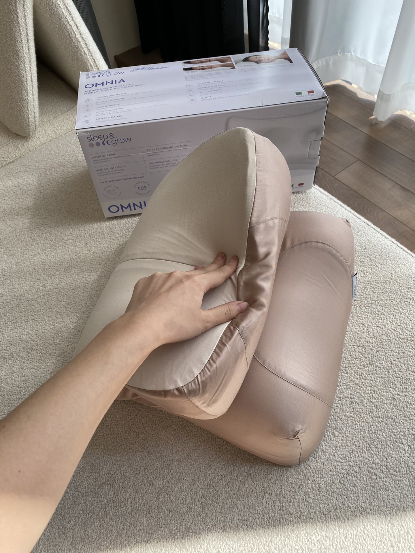 NO:810581,It is extremely soft and comfortable. It is so comfortable to sit on as a pillow. It feels soft, delicate and smooth. It is a trendy department store.19860909柔软舒适无比 枕上去简直舒服的不要不要的 手感柔软细腻,很光滑,潮品百货,accessory