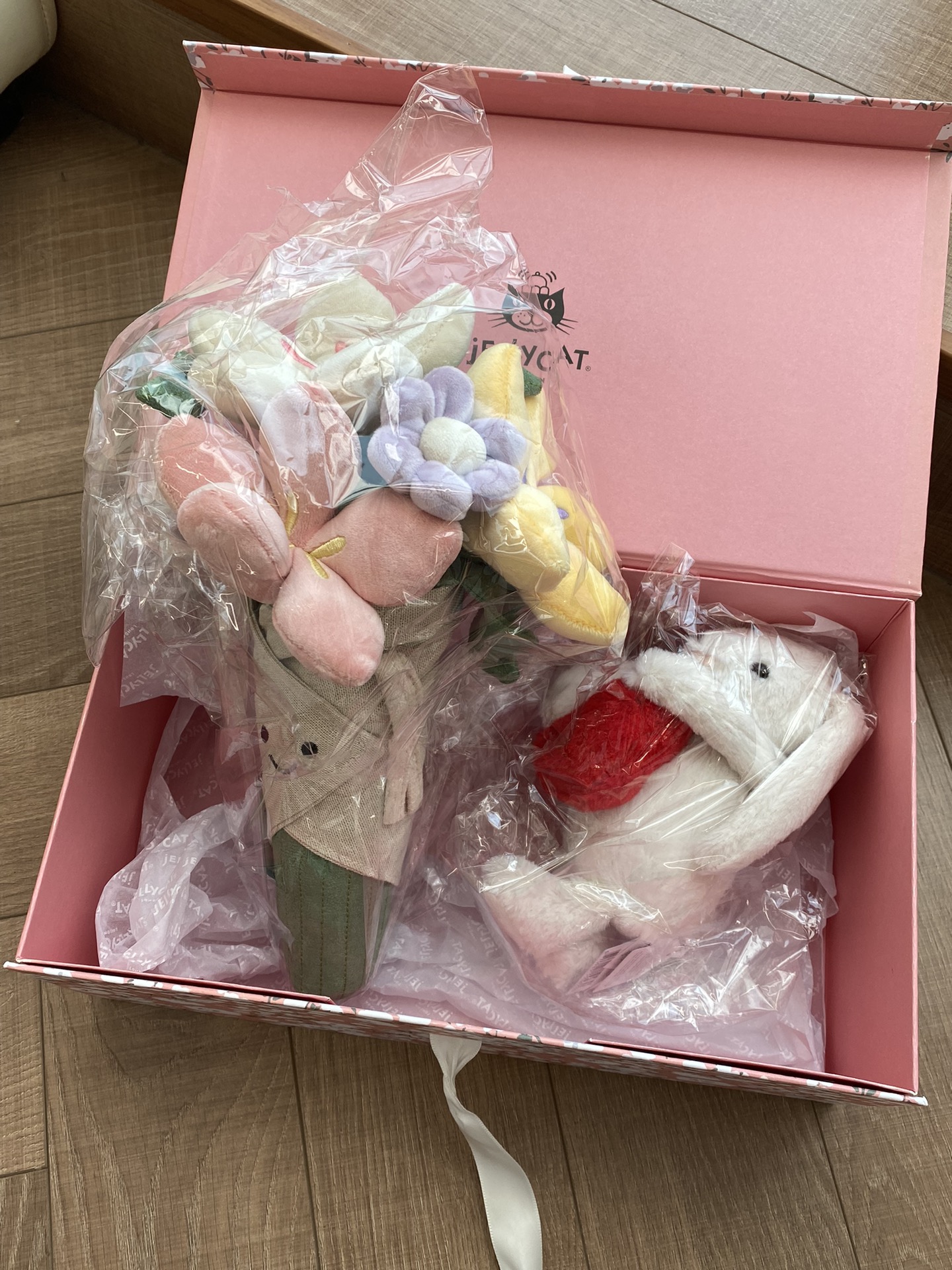 超可爱的“JC手捧花束”毛绒公仔jellycat礼物首选 6