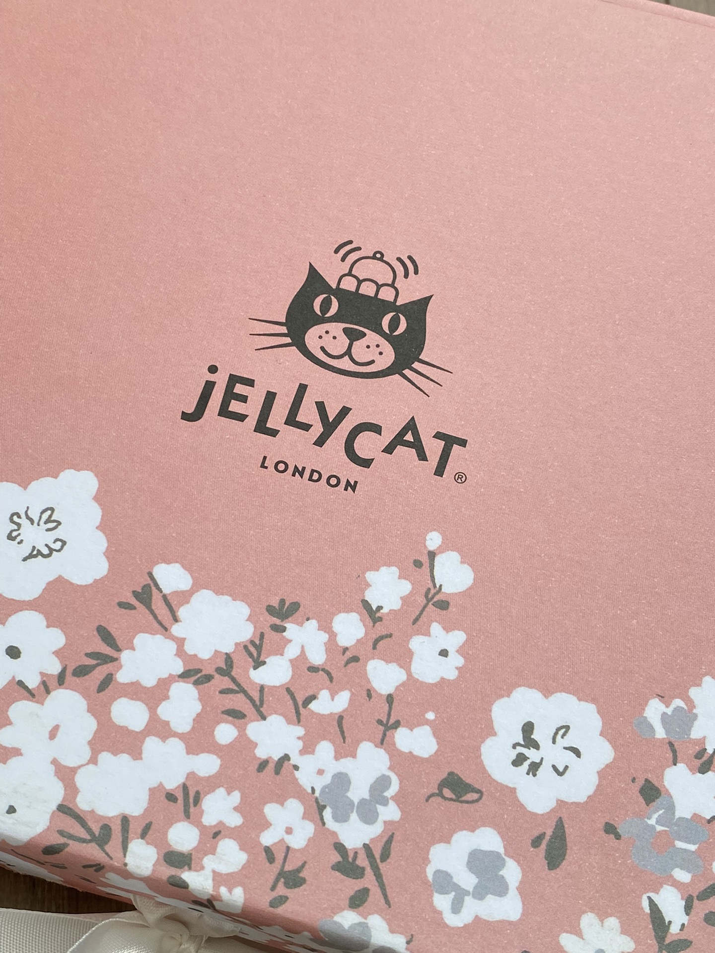 超可爱的“JC手捧花束”毛绒公仔jellycat礼物首选 3