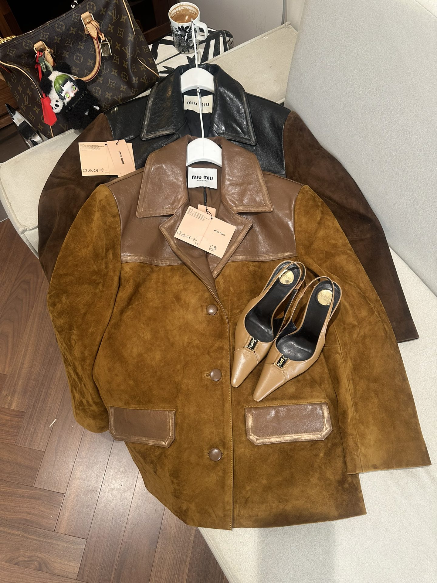 NO:892384,Miu Mi* Turkish imported goat suede suit top quality S-XL special size customization, Miu Miu-clothing, miumiu, business suit,19860909Miu Mi*土耳其进口山羊反绒面皮西装 顶级品质S-XL特殊码数定制,缪缪-服装,miumiu,business suit,,Women's clothing