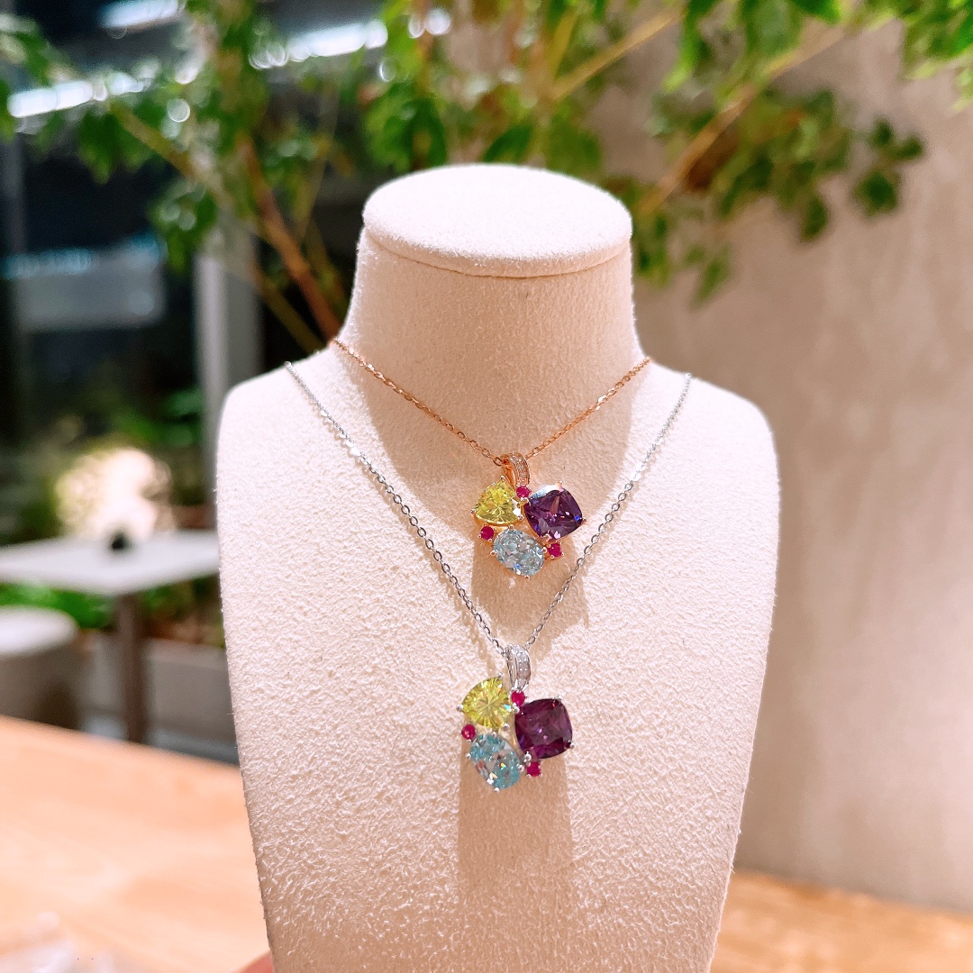 高級感アレルギー対応シルバーネックレスゴールド 新年